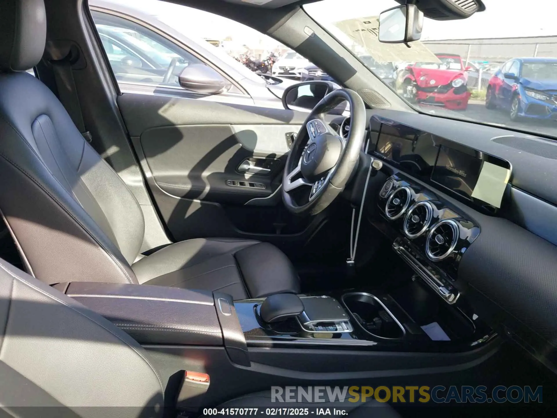 5 Photograph of a damaged car WDD3G4EB3KW025944 MERCEDES-BENZ A 220 2019