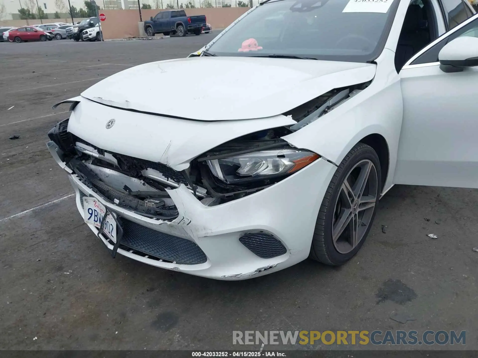 12 Photograph of a damaged car WDD3G4EB3KW027838 MERCEDES-BENZ A 220 2019