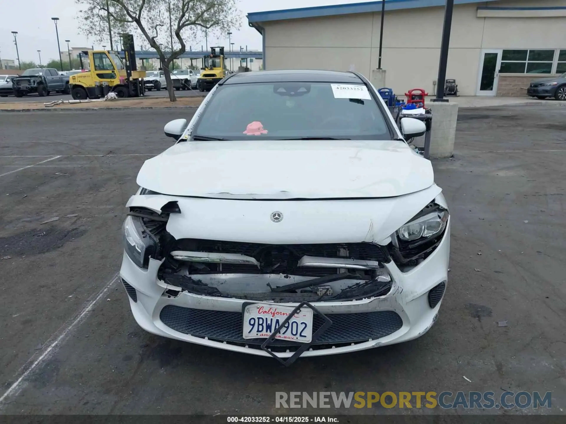 13 Photograph of a damaged car WDD3G4EB3KW027838 MERCEDES-BENZ A 220 2019