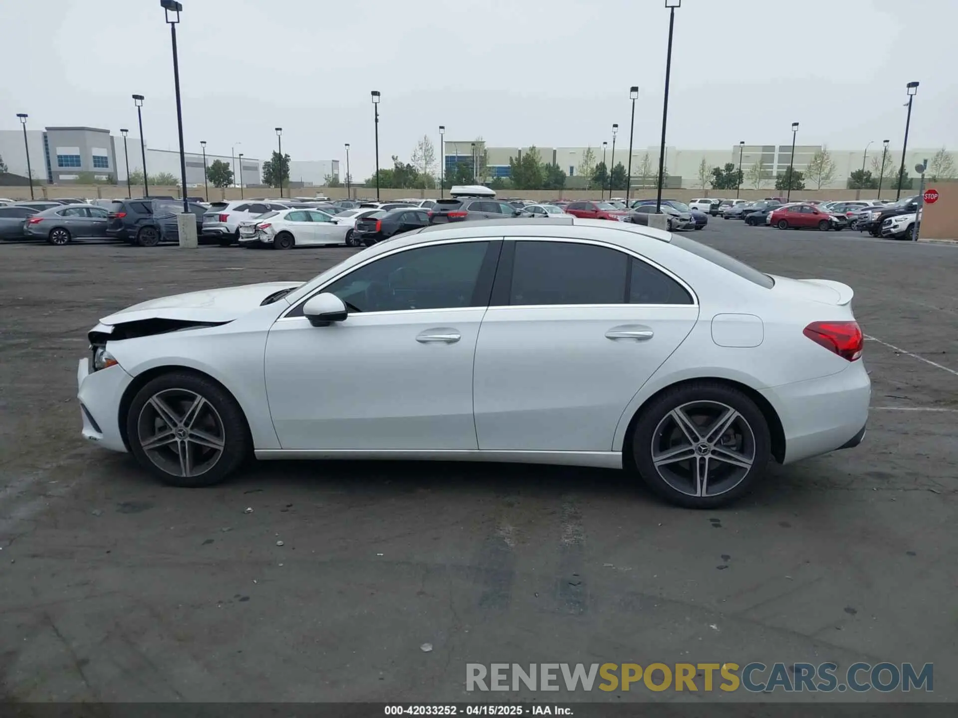 15 Photograph of a damaged car WDD3G4EB3KW027838 MERCEDES-BENZ A 220 2019