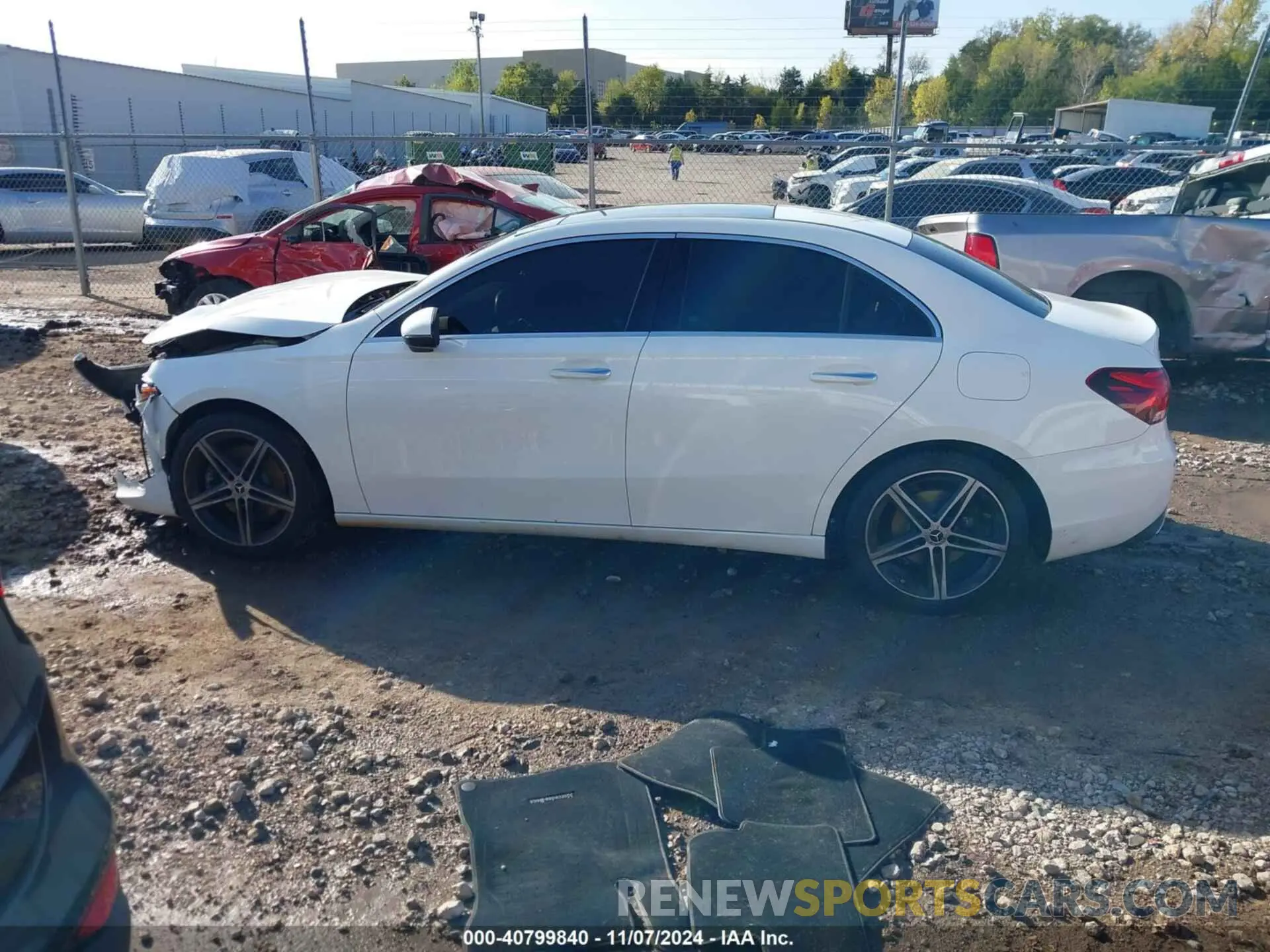 14 Photograph of a damaged car WDD3G4EB5KW007140 MERCEDES-BENZ A 220 2019