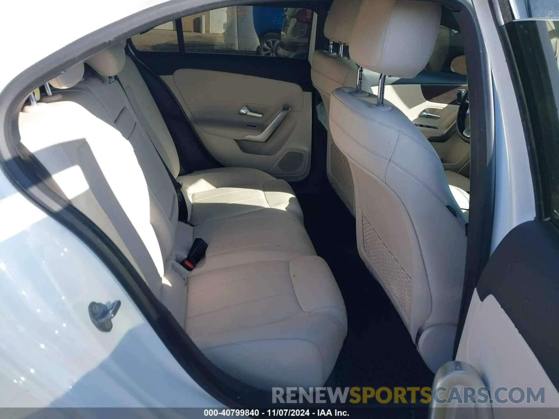 8 Photograph of a damaged car WDD3G4EB5KW007140 MERCEDES-BENZ A 220 2019