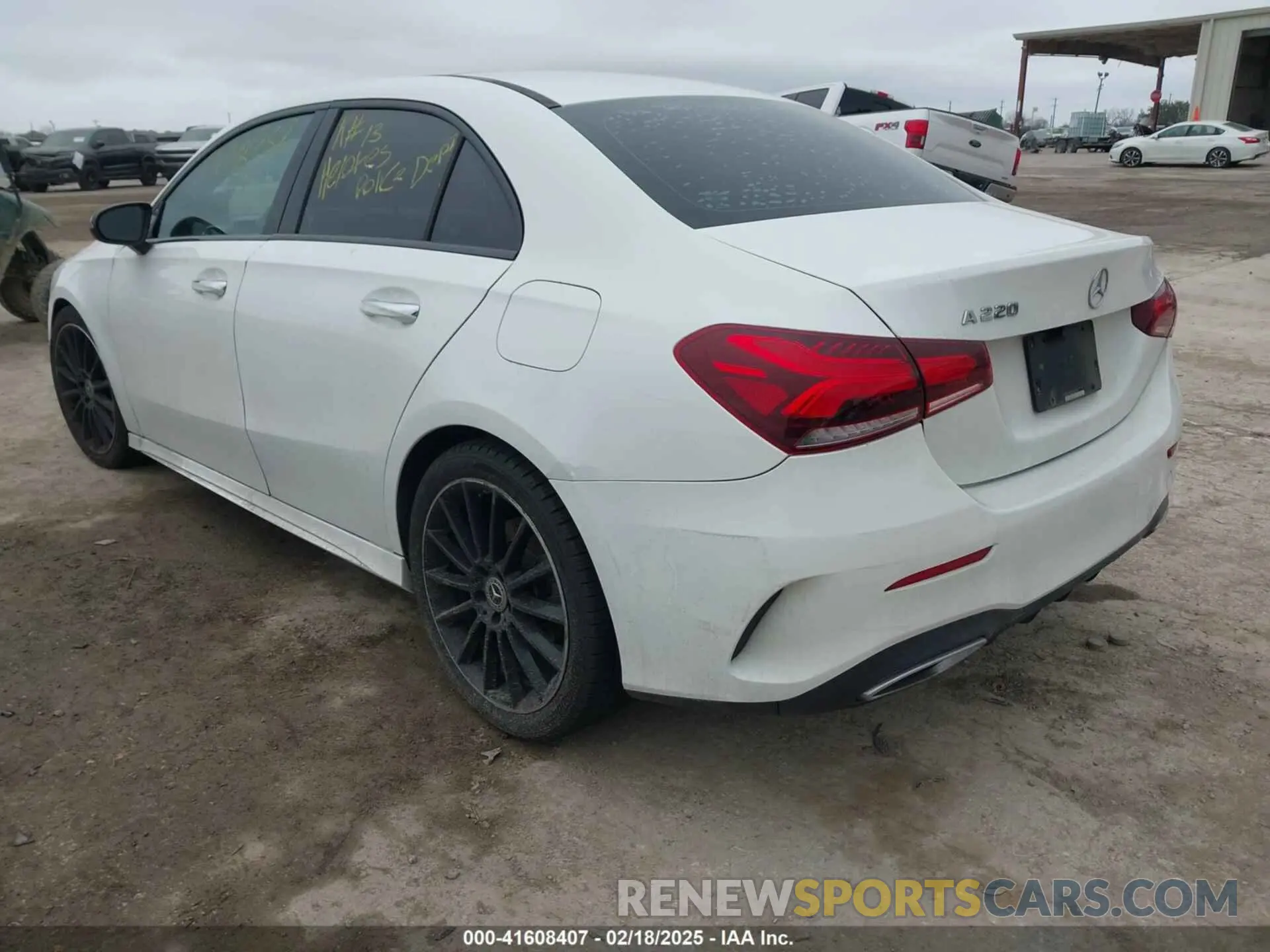 3 Photograph of a damaged car WDD3G4EB5KW012029 MERCEDES-BENZ A 220 2019