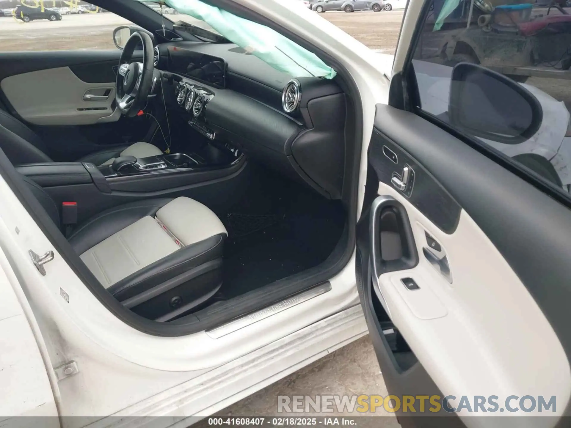 5 Photograph of a damaged car WDD3G4EB5KW012029 MERCEDES-BENZ A 220 2019