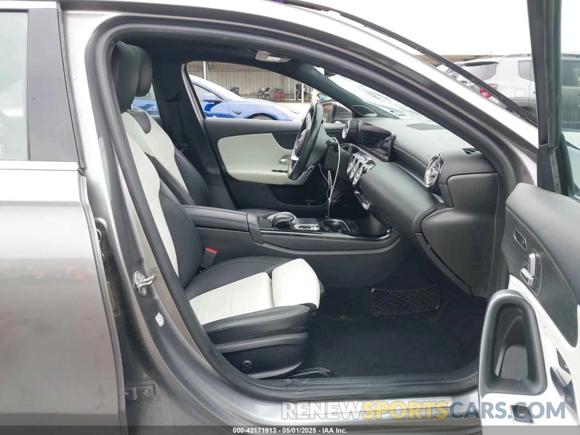 5 Photograph of a damaged car WDD3G4EB5KW018588 MERCEDES-BENZ A 220 2019