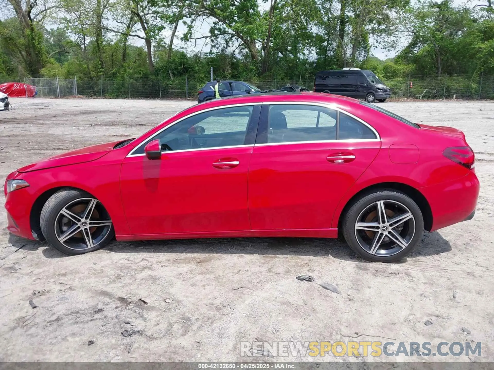 14 Photograph of a damaged car WDD3G4EB5KW022155 MERCEDES-BENZ A 220 2019
