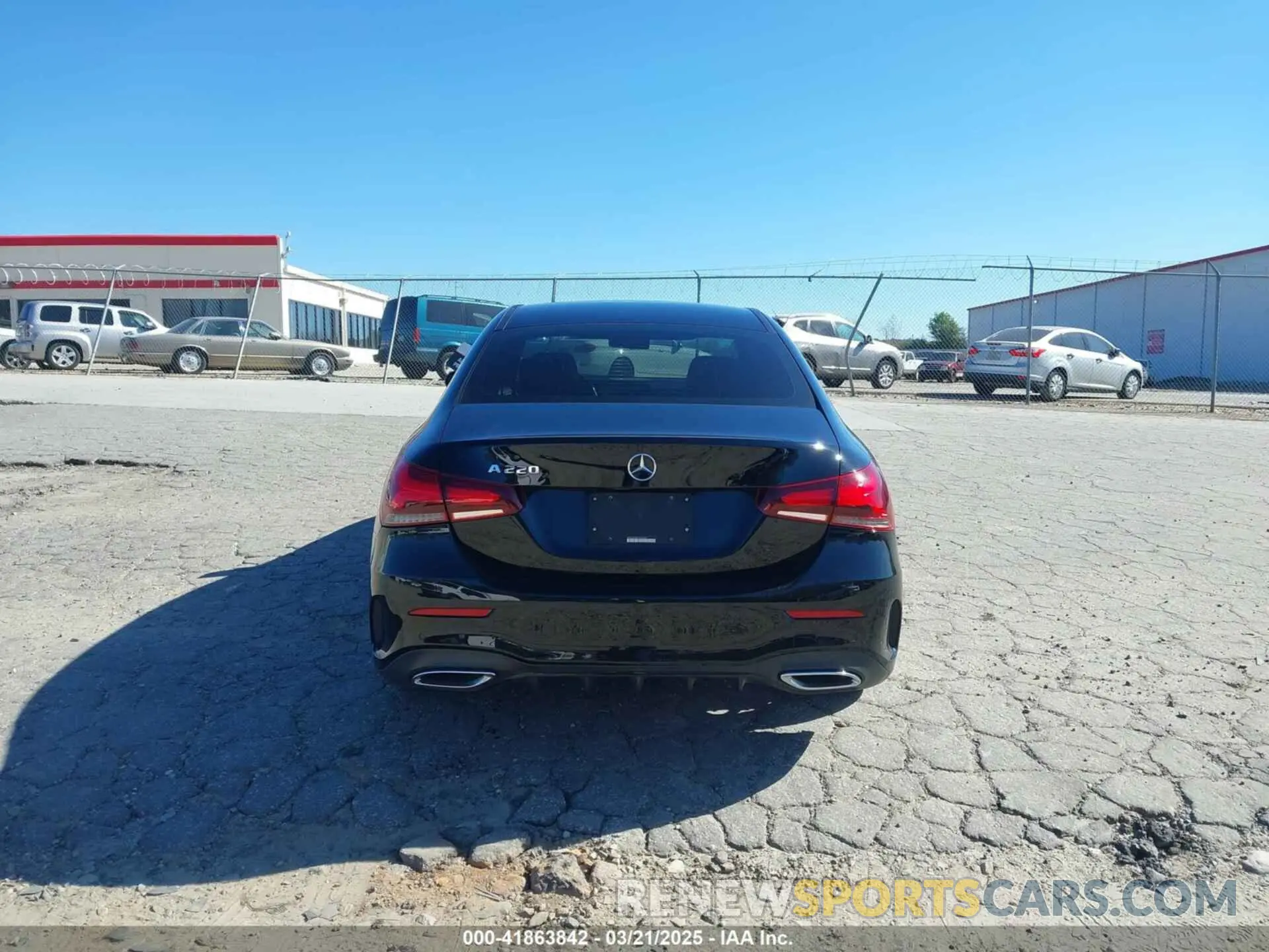16 Photograph of a damaged car WDD3G4EB6KW028269 MERCEDES-BENZ A 220 2019
