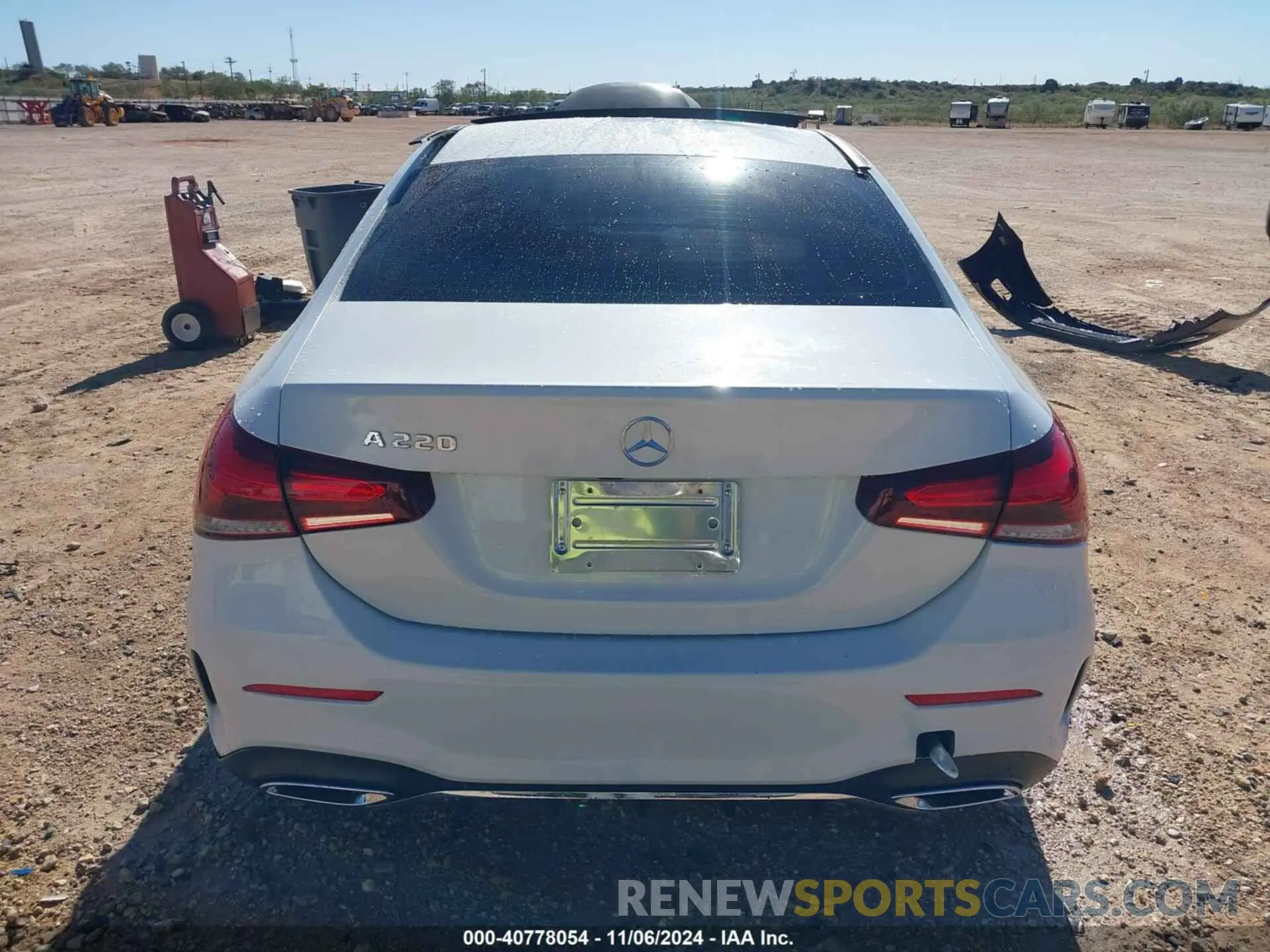 16 Photograph of a damaged car WDD3G4EB9KW021039 MERCEDES-BENZ A 220 2019
