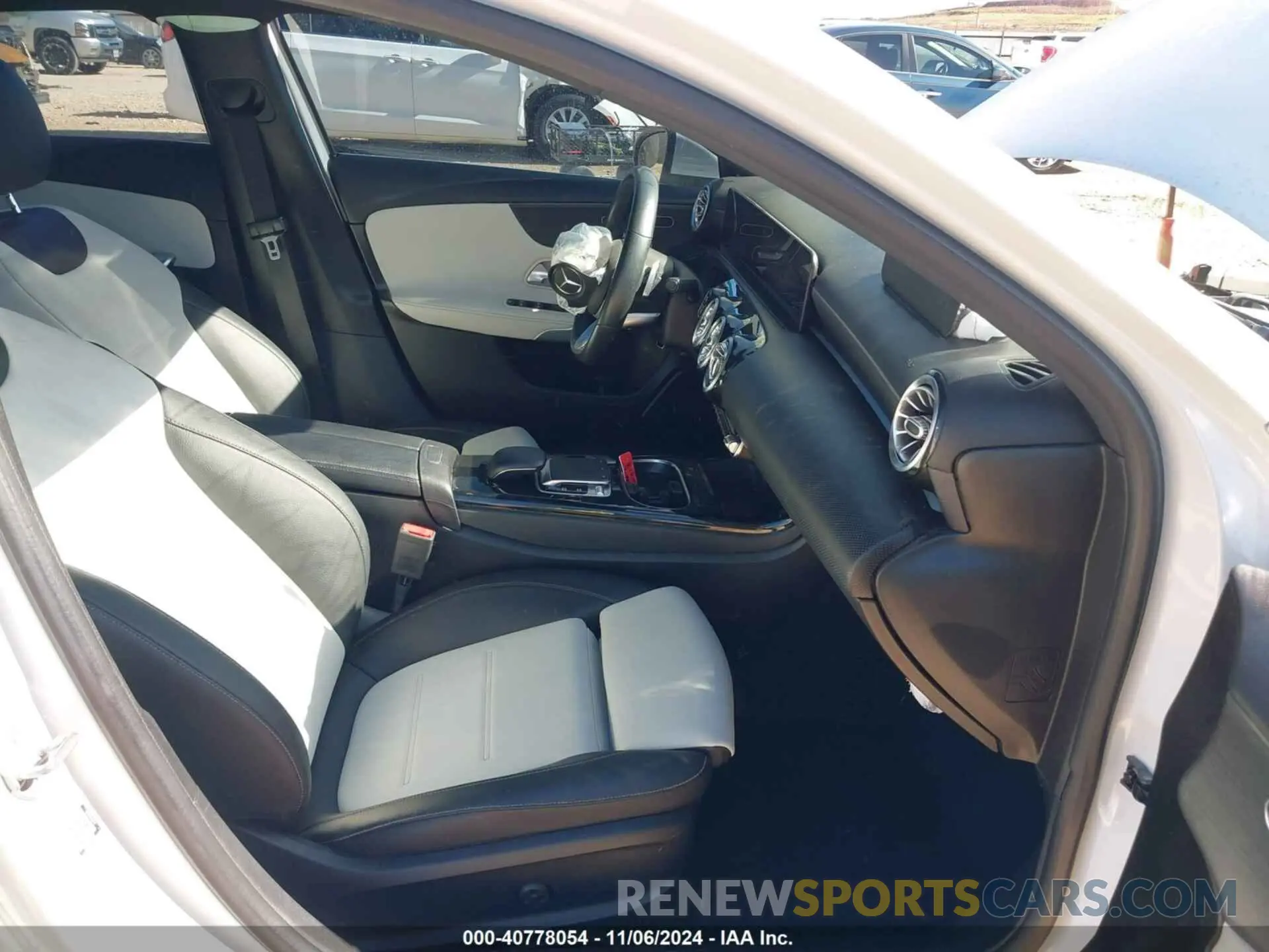 5 Photograph of a damaged car WDD3G4EB9KW021039 MERCEDES-BENZ A 220 2019
