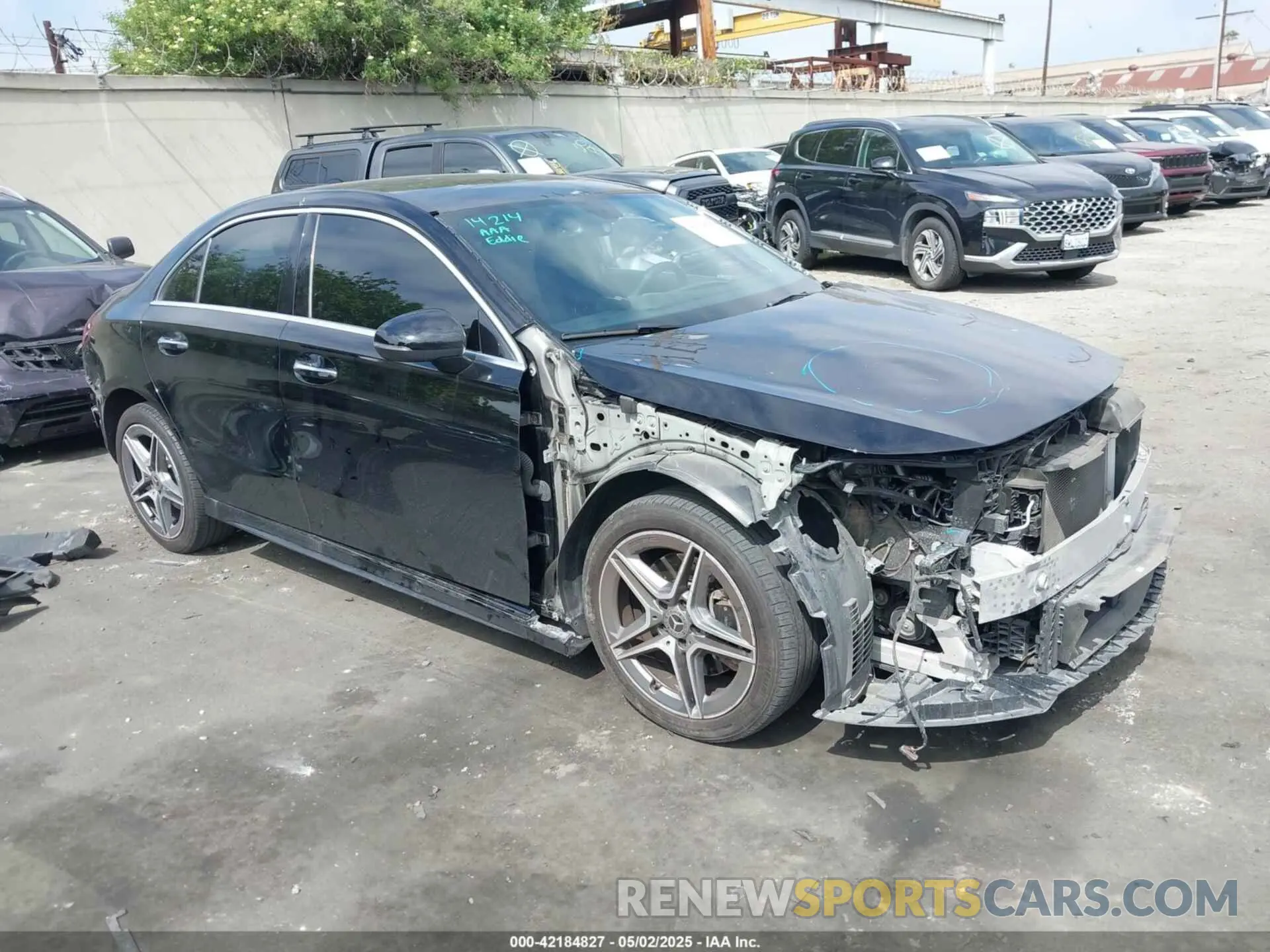 1 Photograph of a damaged car WDD3G4EB9KW032946 MERCEDES-BENZ A 220 2019
