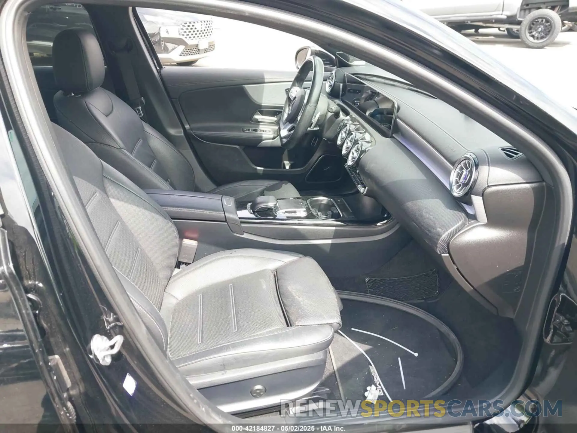 5 Photograph of a damaged car WDD3G4EB9KW032946 MERCEDES-BENZ A 220 2019