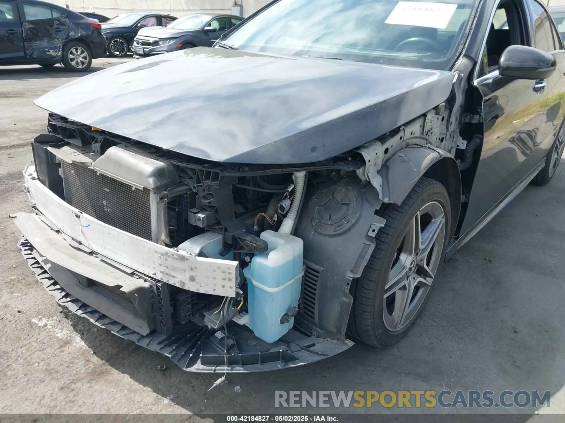 6 Photograph of a damaged car WDD3G4EB9KW032946 MERCEDES-BENZ A 220 2019