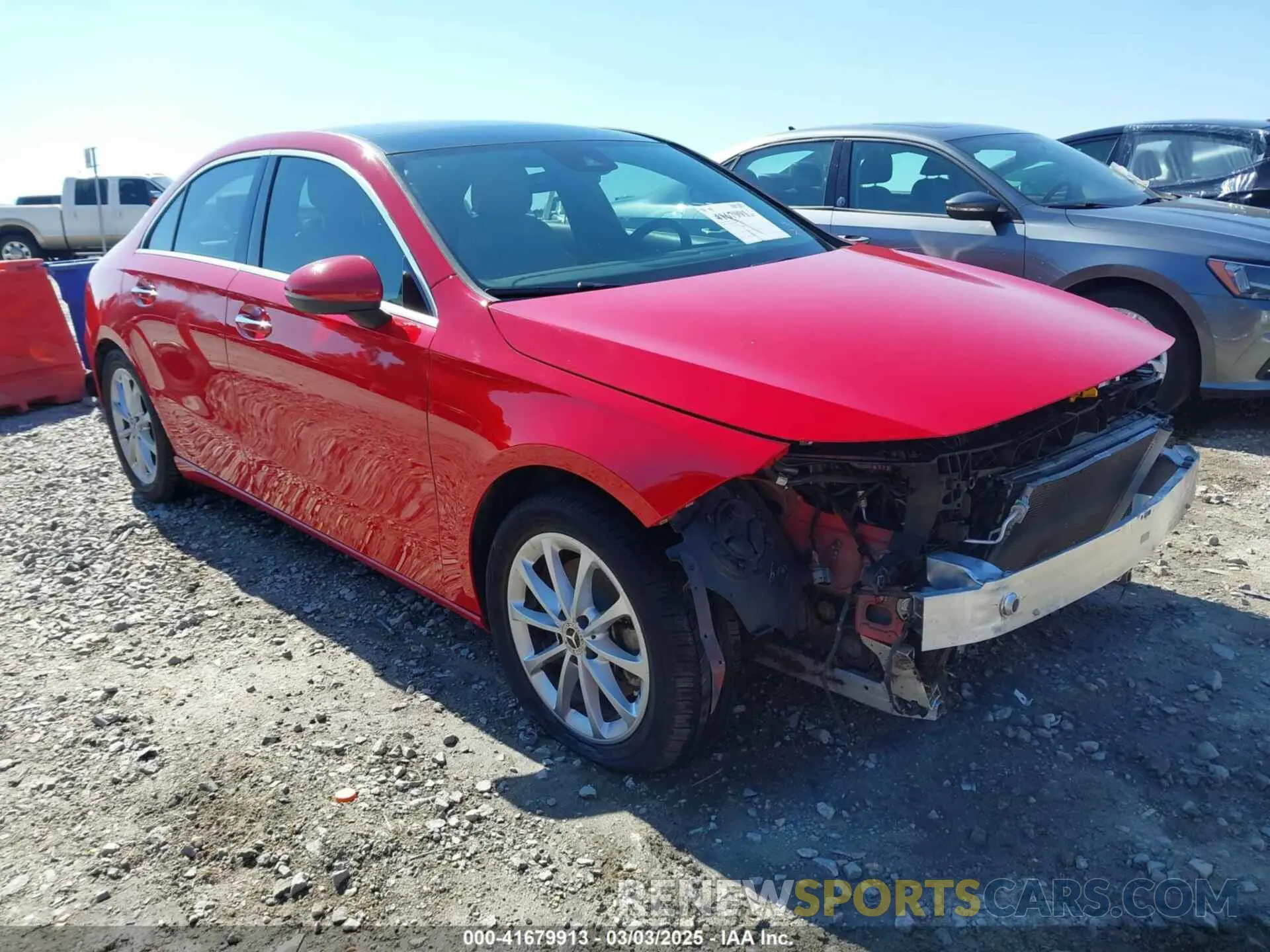 1 Photograph of a damaged car WDD3G4EBXKW025908 MERCEDES-BENZ A 220 2019