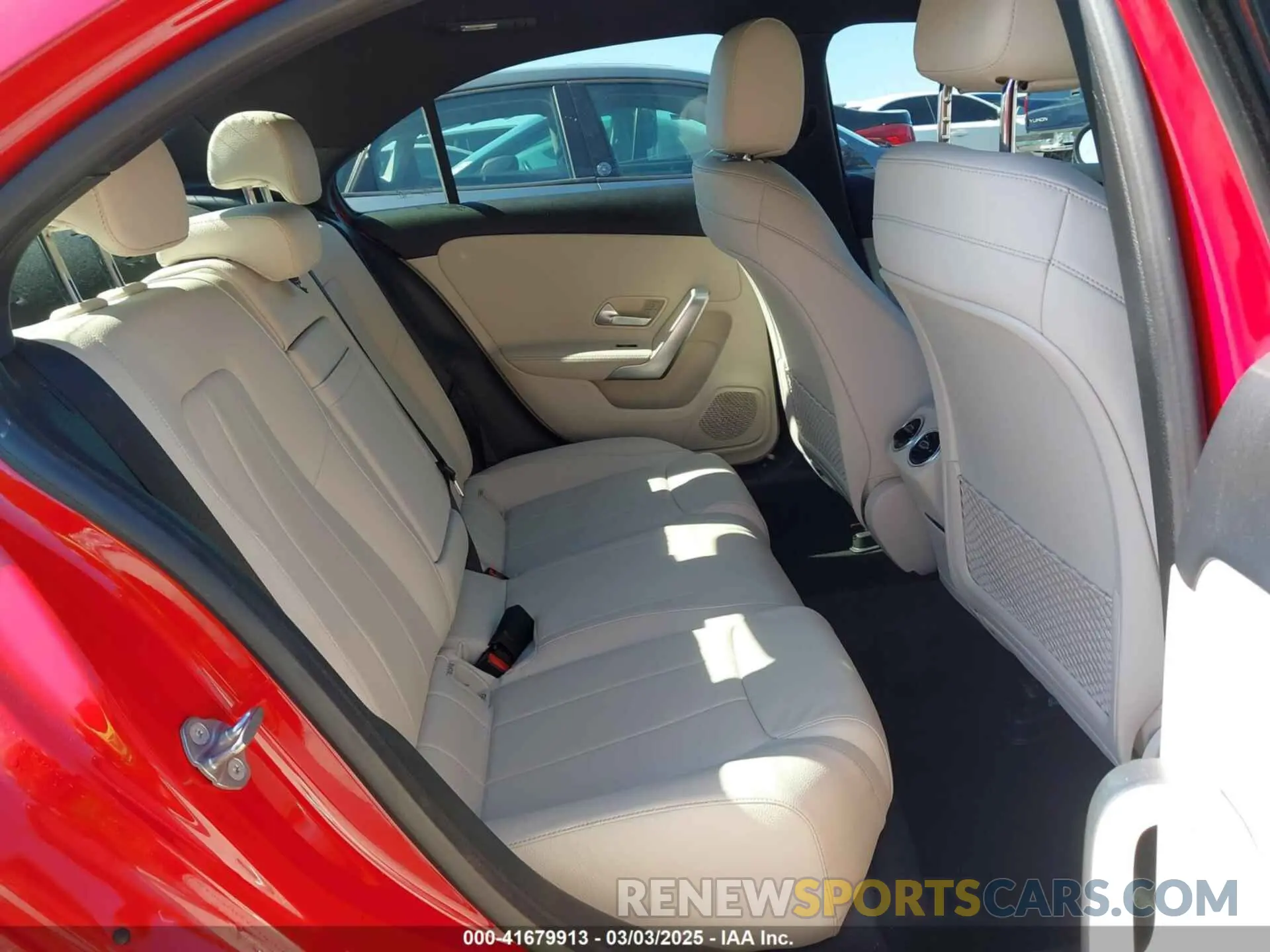 8 Photograph of a damaged car WDD3G4EBXKW025908 MERCEDES-BENZ A 220 2019