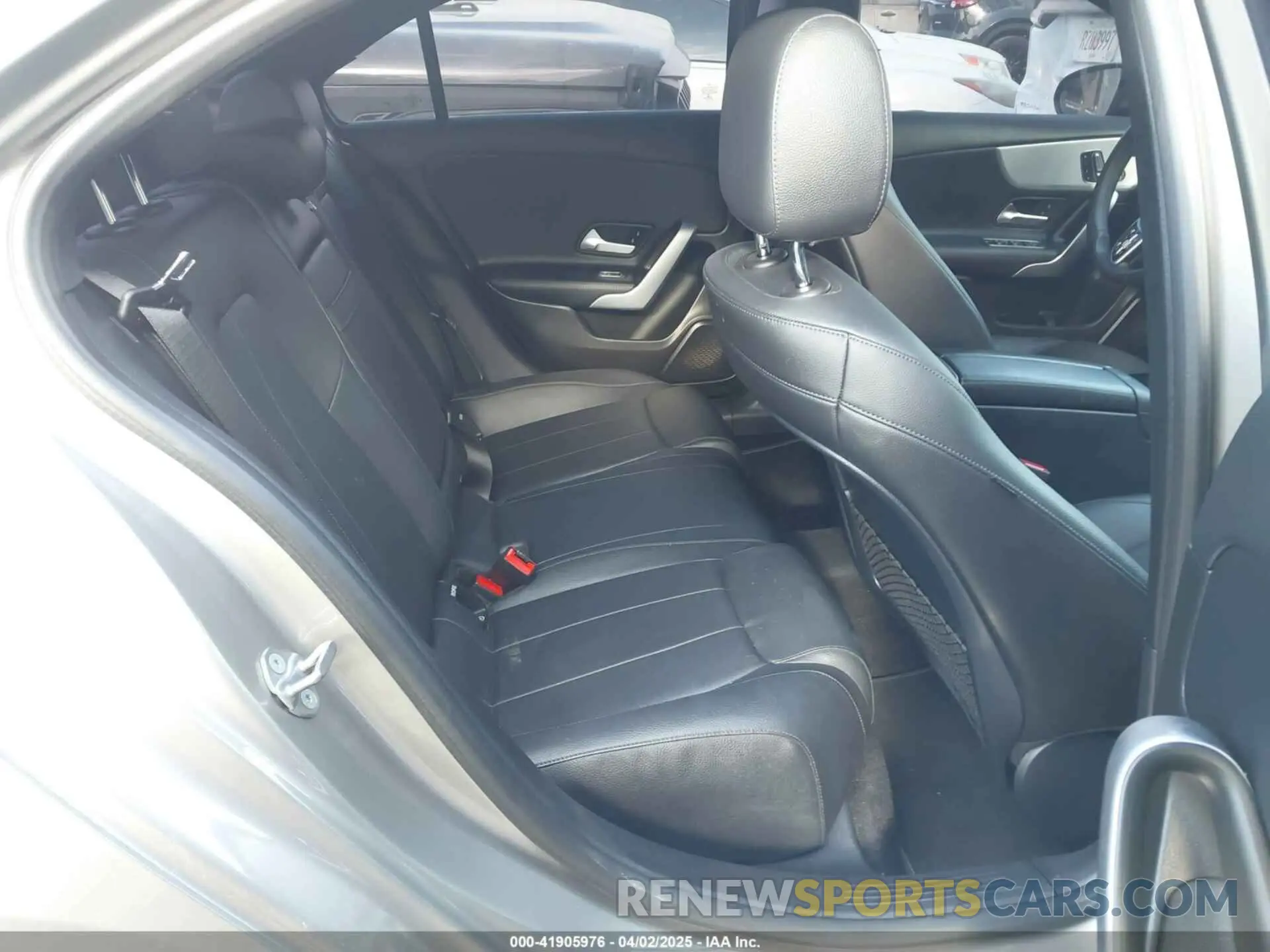 8 Photograph of a damaged car WDD3G4EBXKW034950 MERCEDES-BENZ A 220 2019