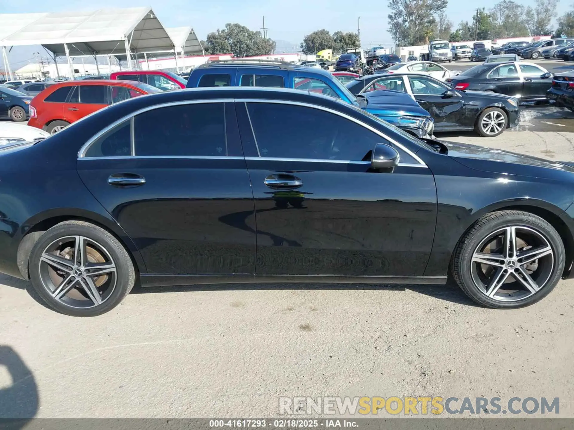 13 Photograph of a damaged car WDD3G4FB0KW007268 MERCEDES-BENZ A 220 2019
