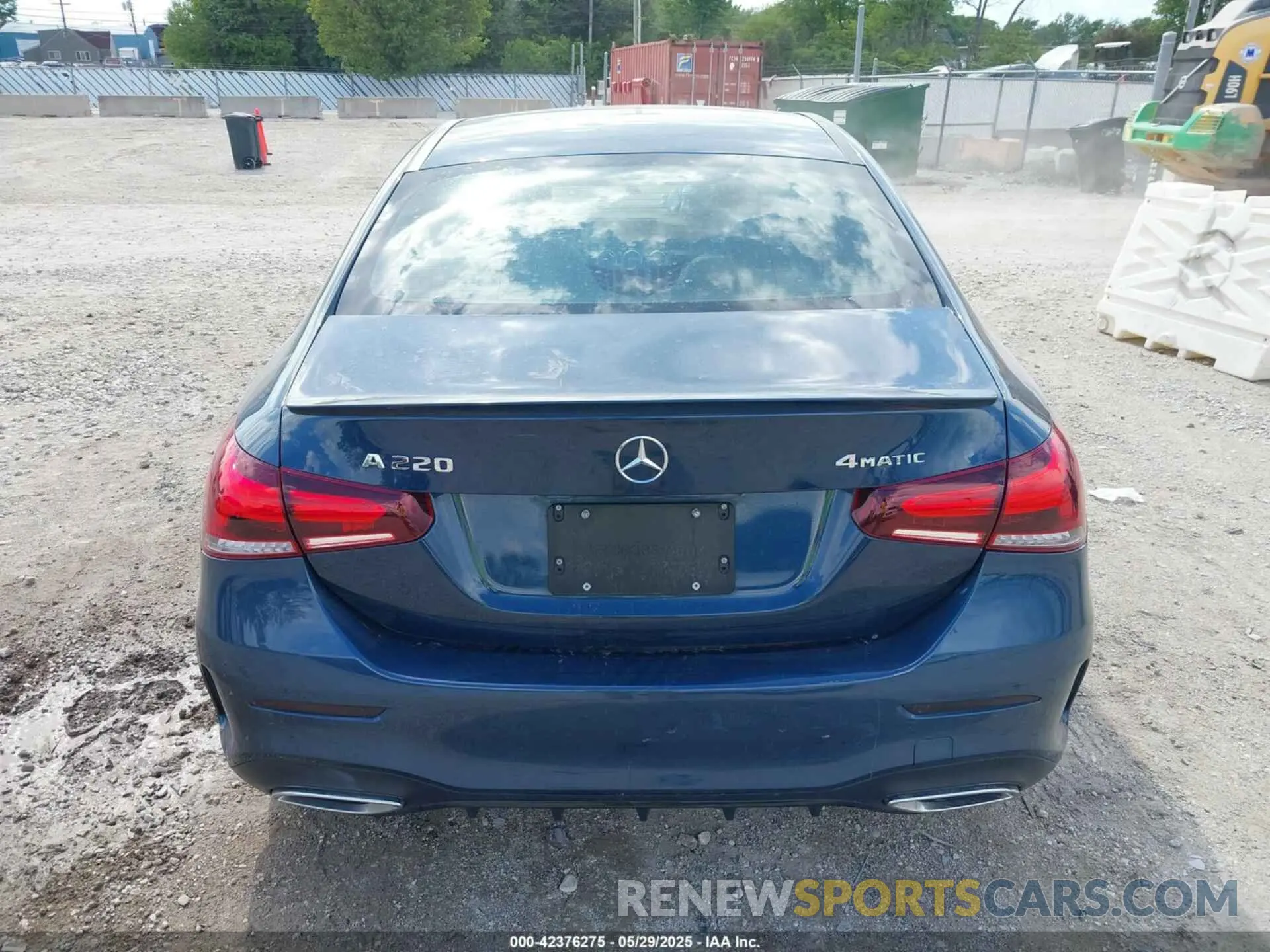 16 Photograph of a damaged car WDD3G4FB2KW019020 MERCEDES-BENZ A 220 2019