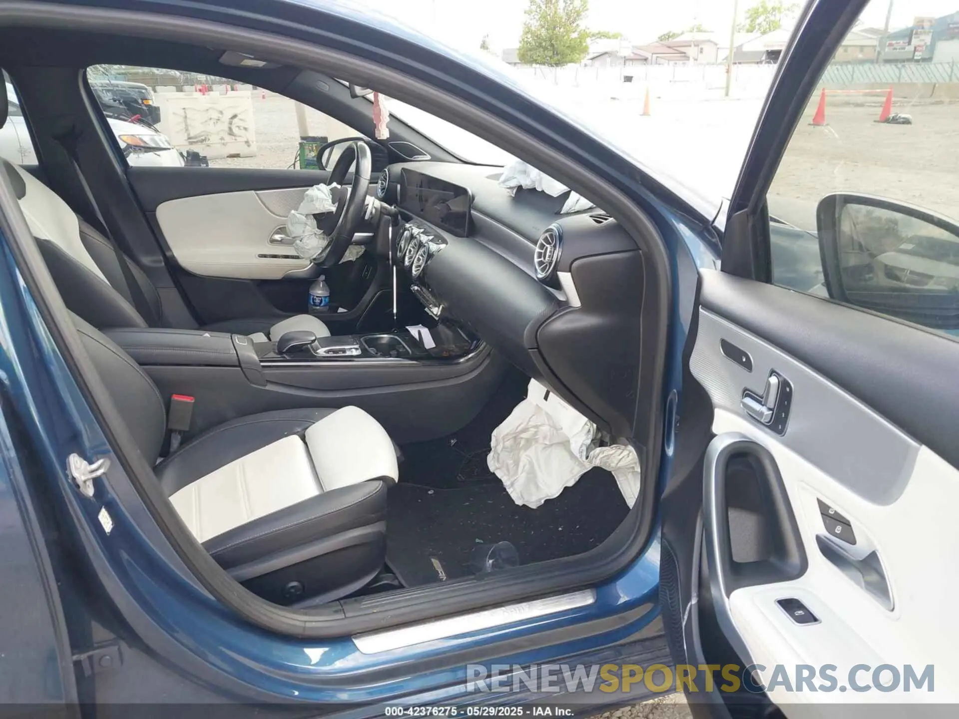 5 Photograph of a damaged car WDD3G4FB2KW019020 MERCEDES-BENZ A 220 2019