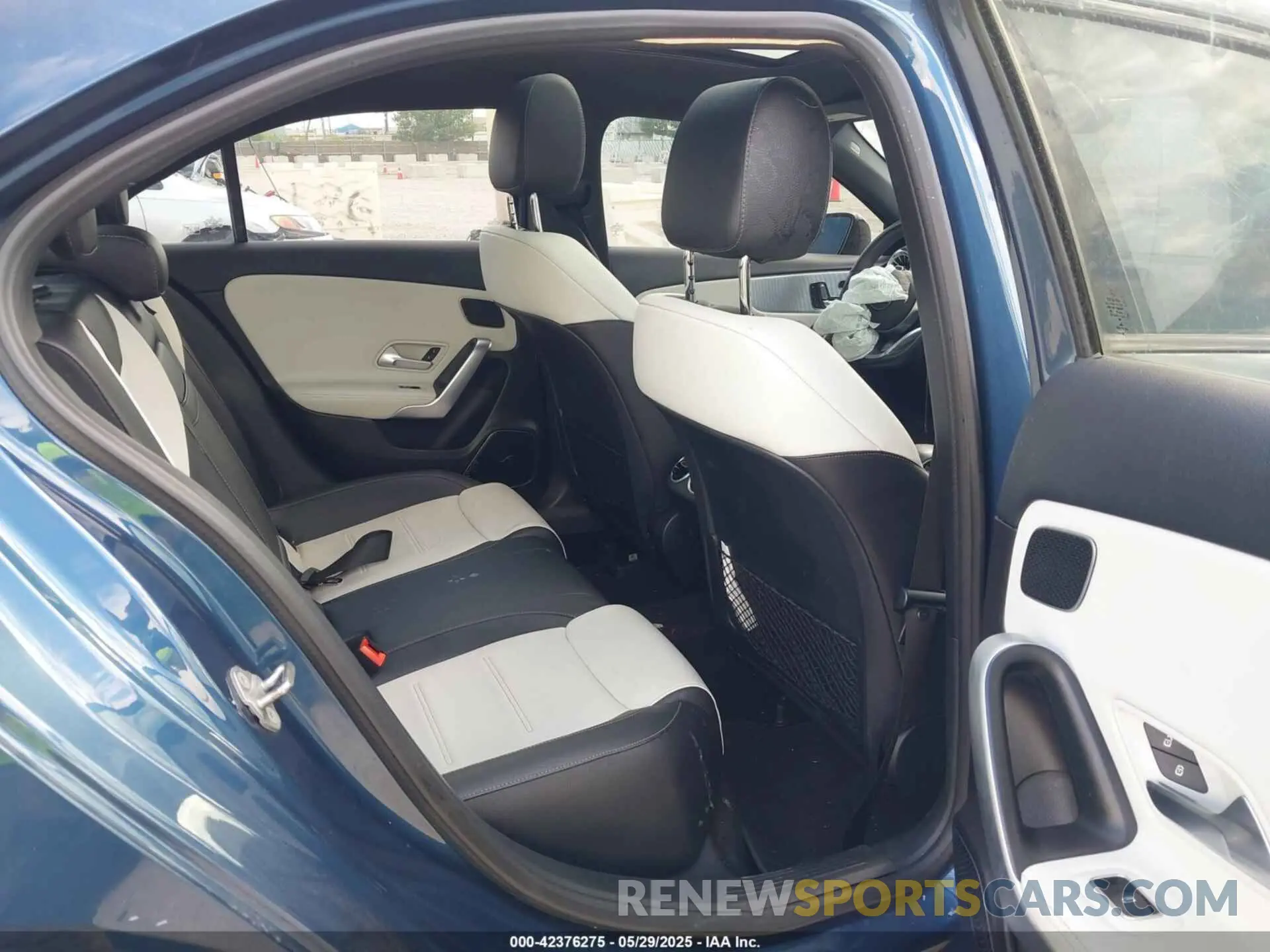 8 Photograph of a damaged car WDD3G4FB2KW019020 MERCEDES-BENZ A 220 2019