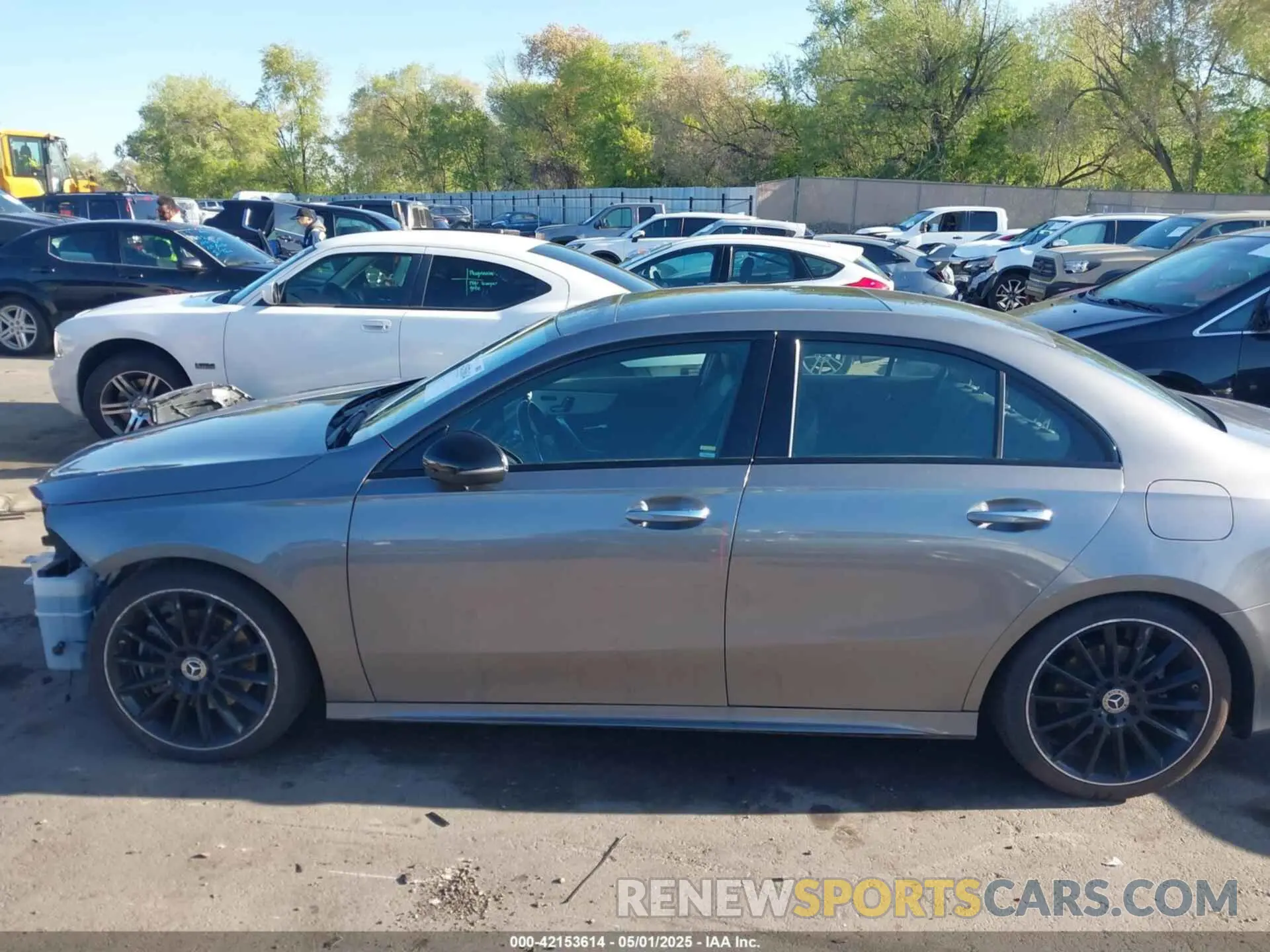 15 Photograph of a damaged car WDD3G4FB4KW001165 MERCEDES-BENZ A 220 2019