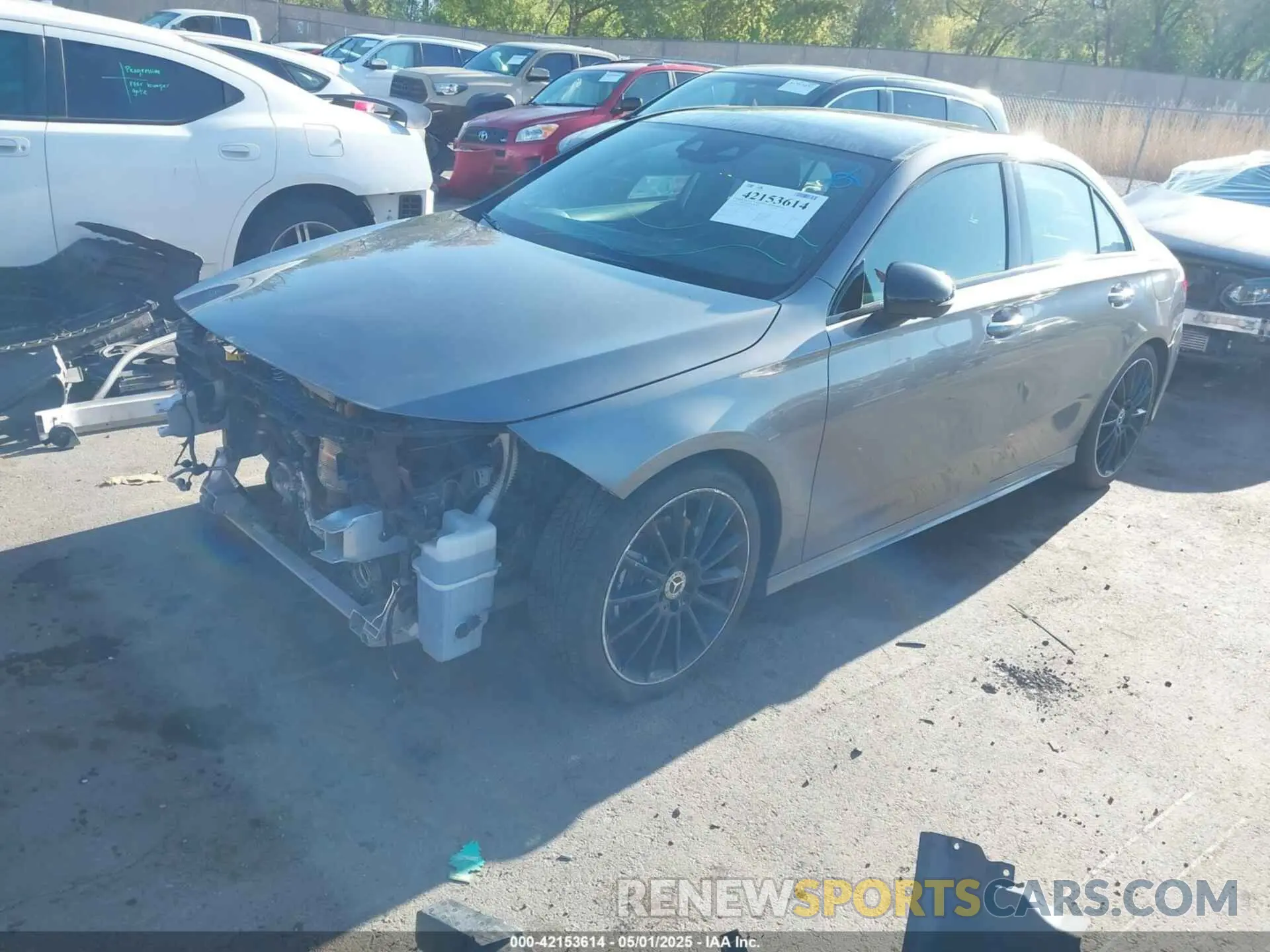 2 Photograph of a damaged car WDD3G4FB4KW001165 MERCEDES-BENZ A 220 2019
