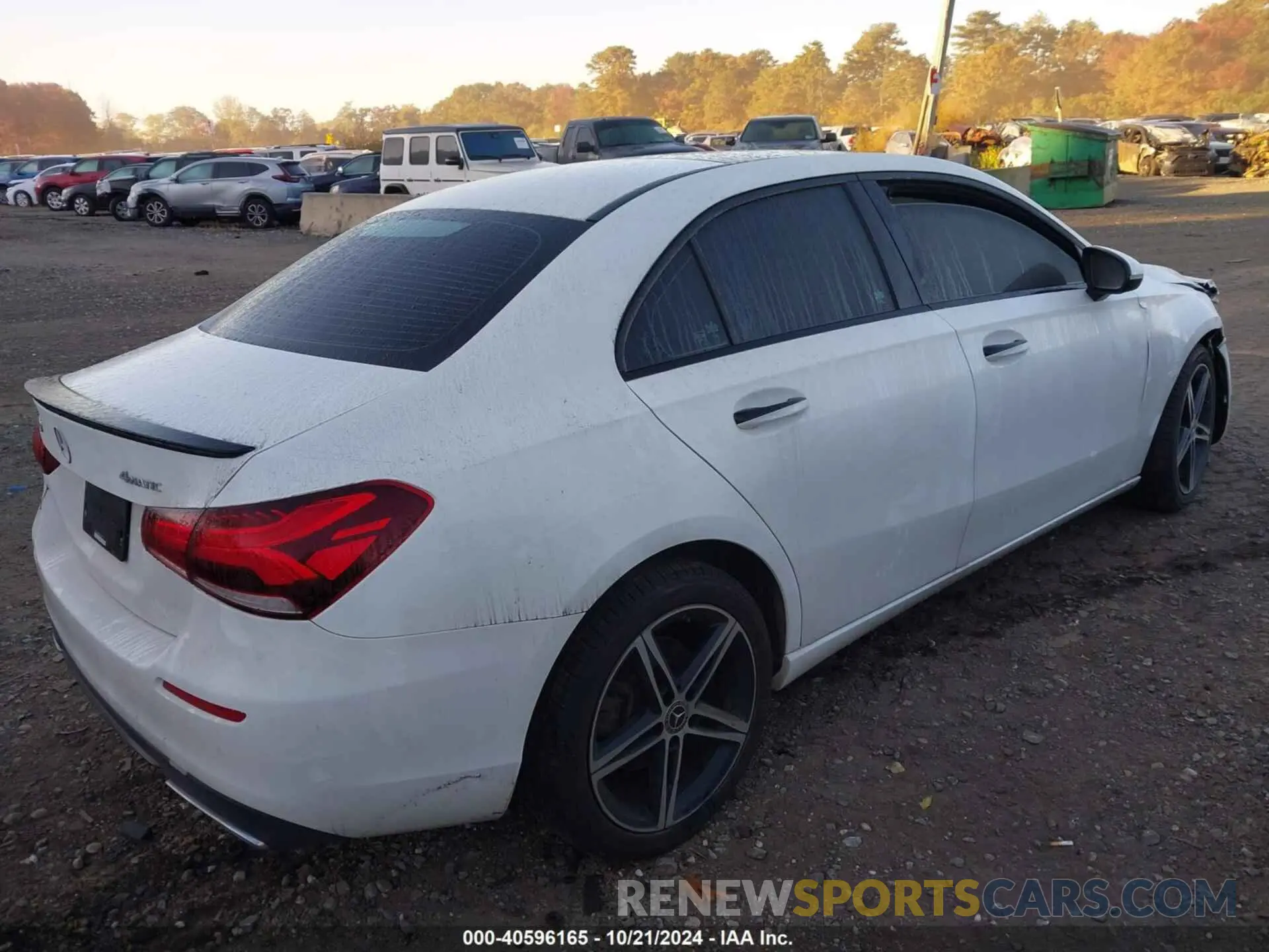 4 Photograph of a damaged car WDD3G4FB5KW012675 MERCEDES-BENZ A 220 2019