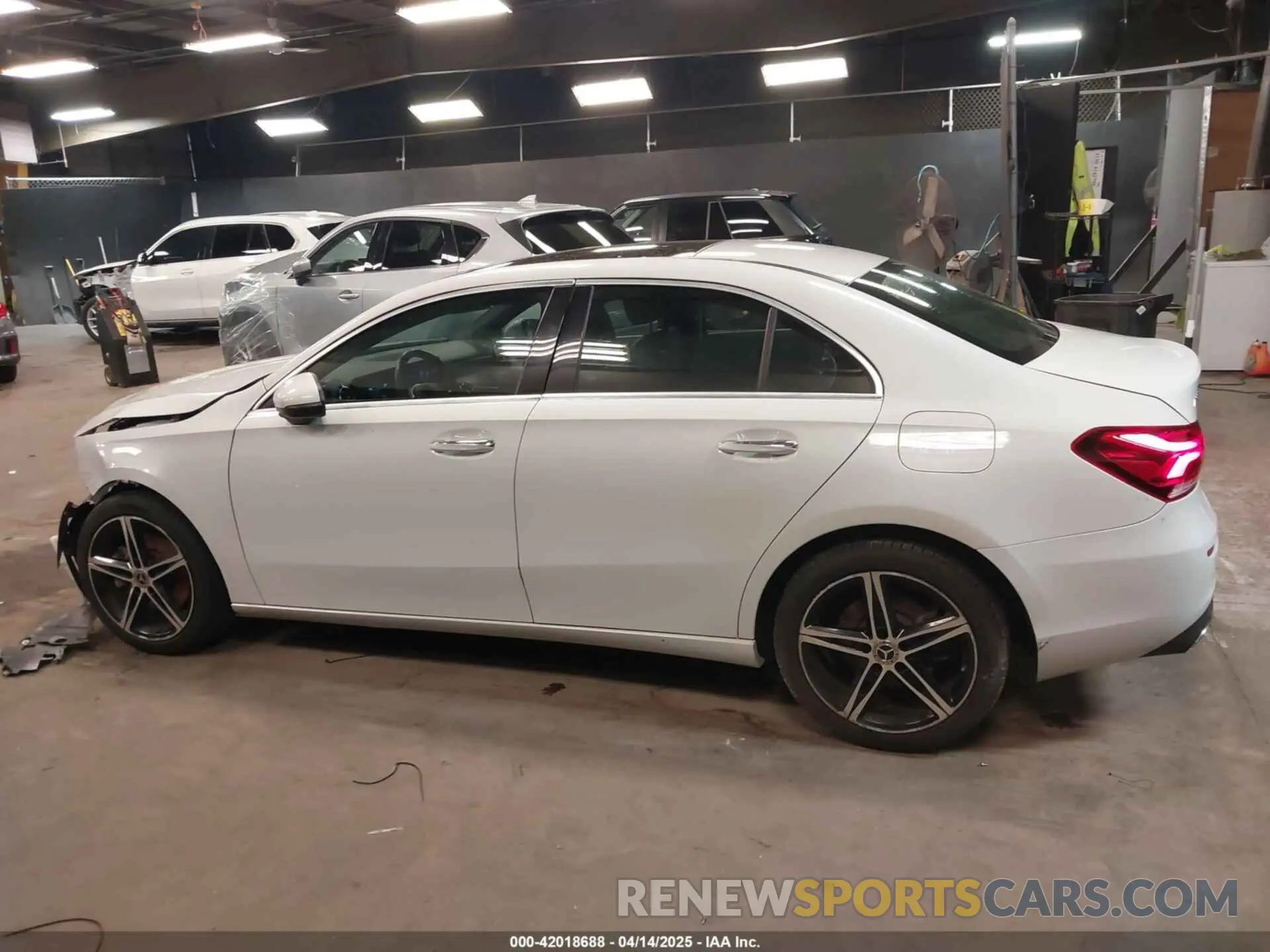 15 Photograph of a damaged car WDD3G4FB7KW022043 MERCEDES-BENZ A 220 2019