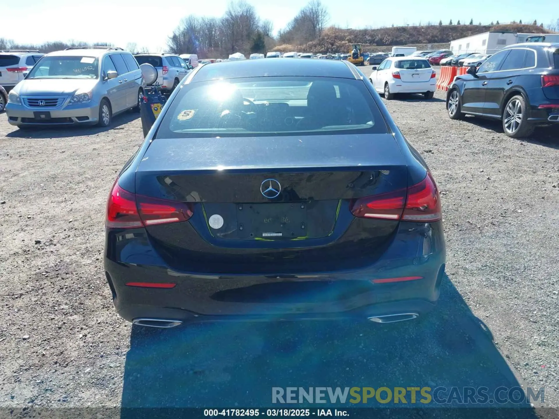 16 Photograph of a damaged car WDD3G4FB8KW006661 MERCEDES-BENZ A 220 2019