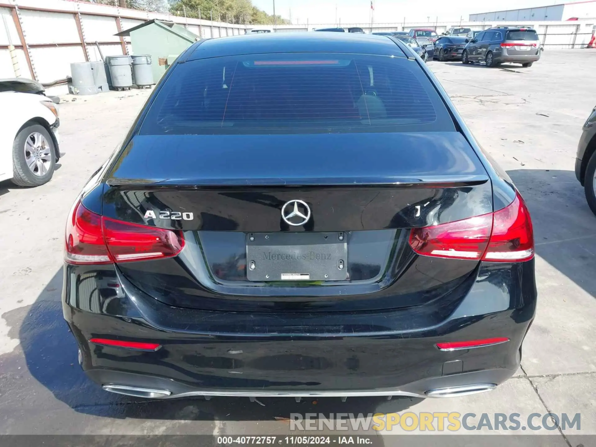 17 Photograph of a damaged car W1K3G4EB6LW043744 MERCEDES-BENZ A 220 2020