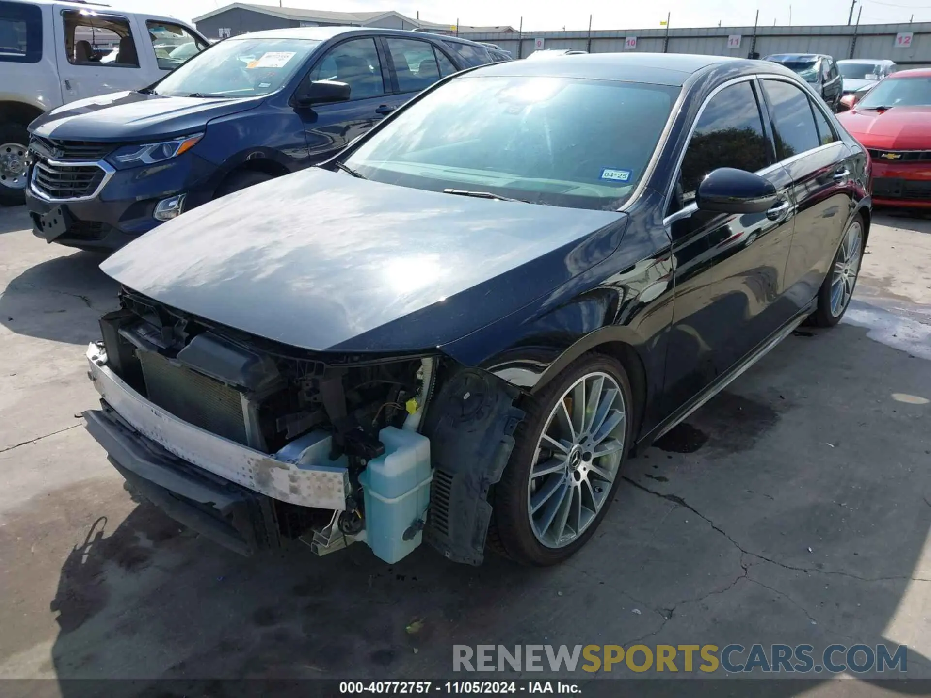 2 Photograph of a damaged car W1K3G4EB6LW043744 MERCEDES-BENZ A 220 2020