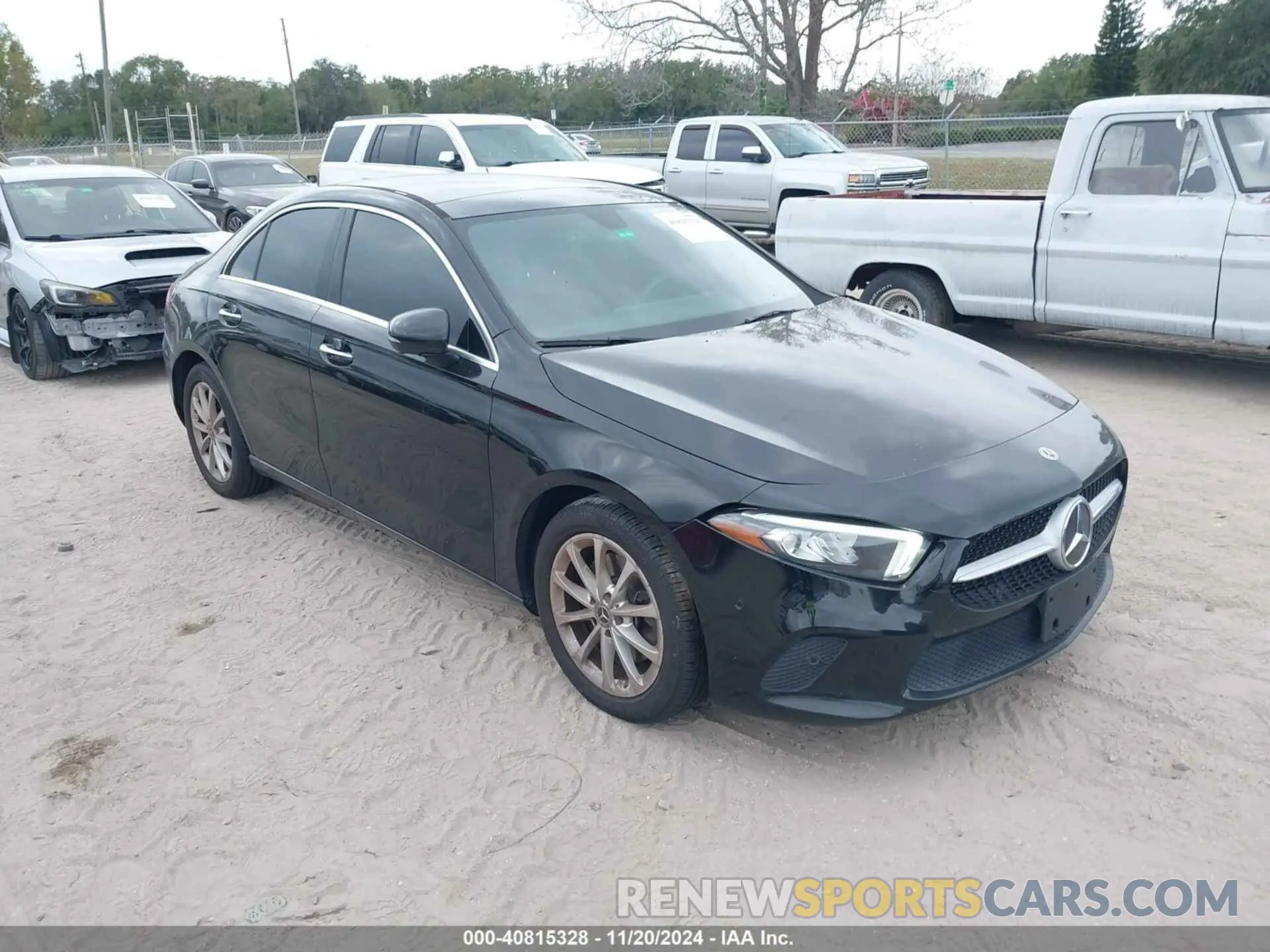 1 Photograph of a damaged car W1K3G4FB2LW043268 MERCEDES-BENZ A 220 2020