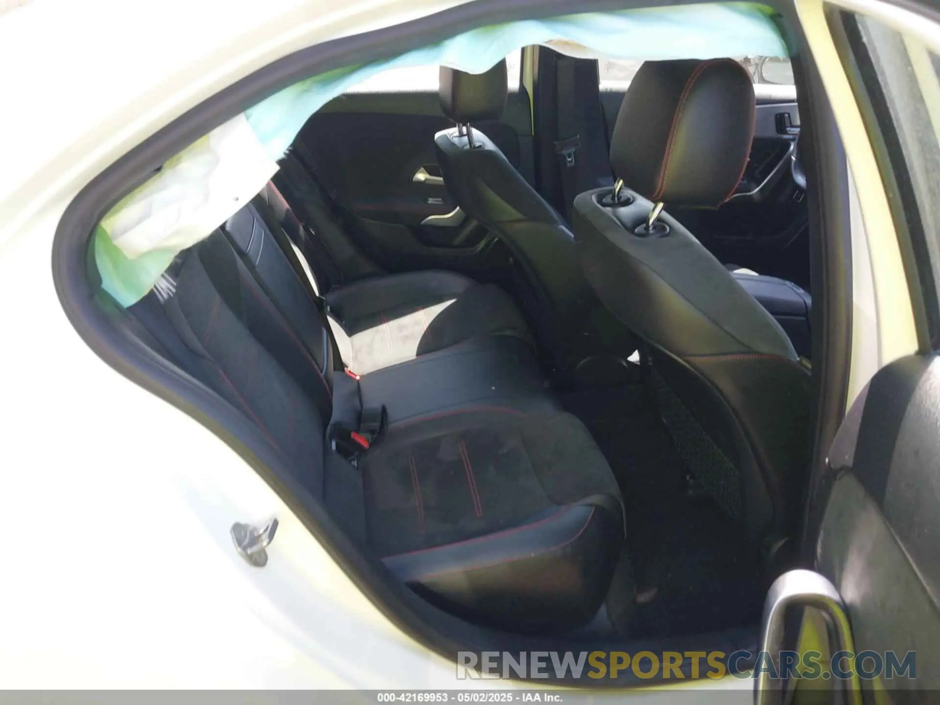 8 Photograph of a damaged car W1K3G4FB6LJ224936 MERCEDES-BENZ A 220 2020