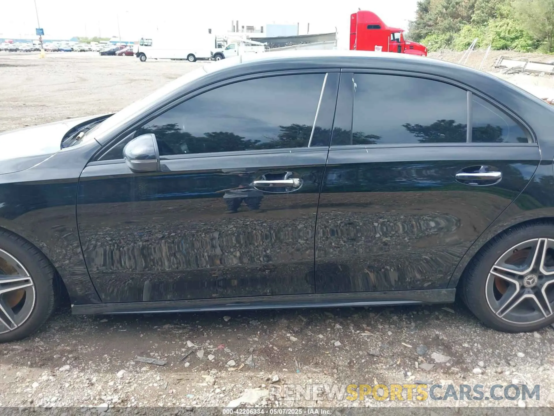 14 Photograph of a damaged car W1K3G4FB7LJ214576 MERCEDES-BENZ A 220 2020
