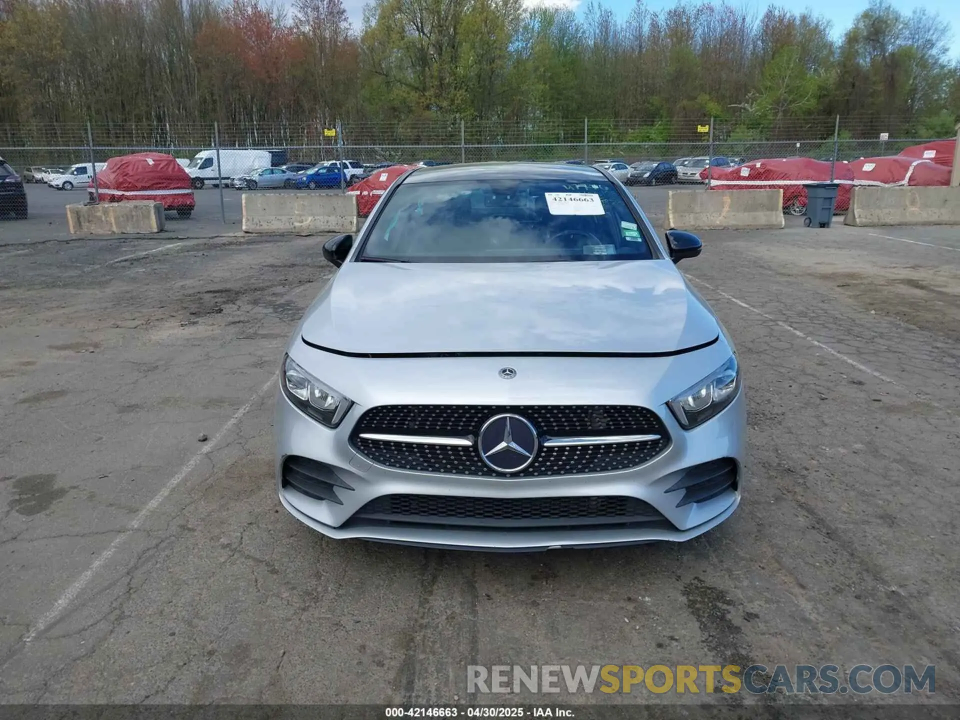 13 Photograph of a damaged car W1K3G4FB8LJ234030 MERCEDES-BENZ A 220 2020