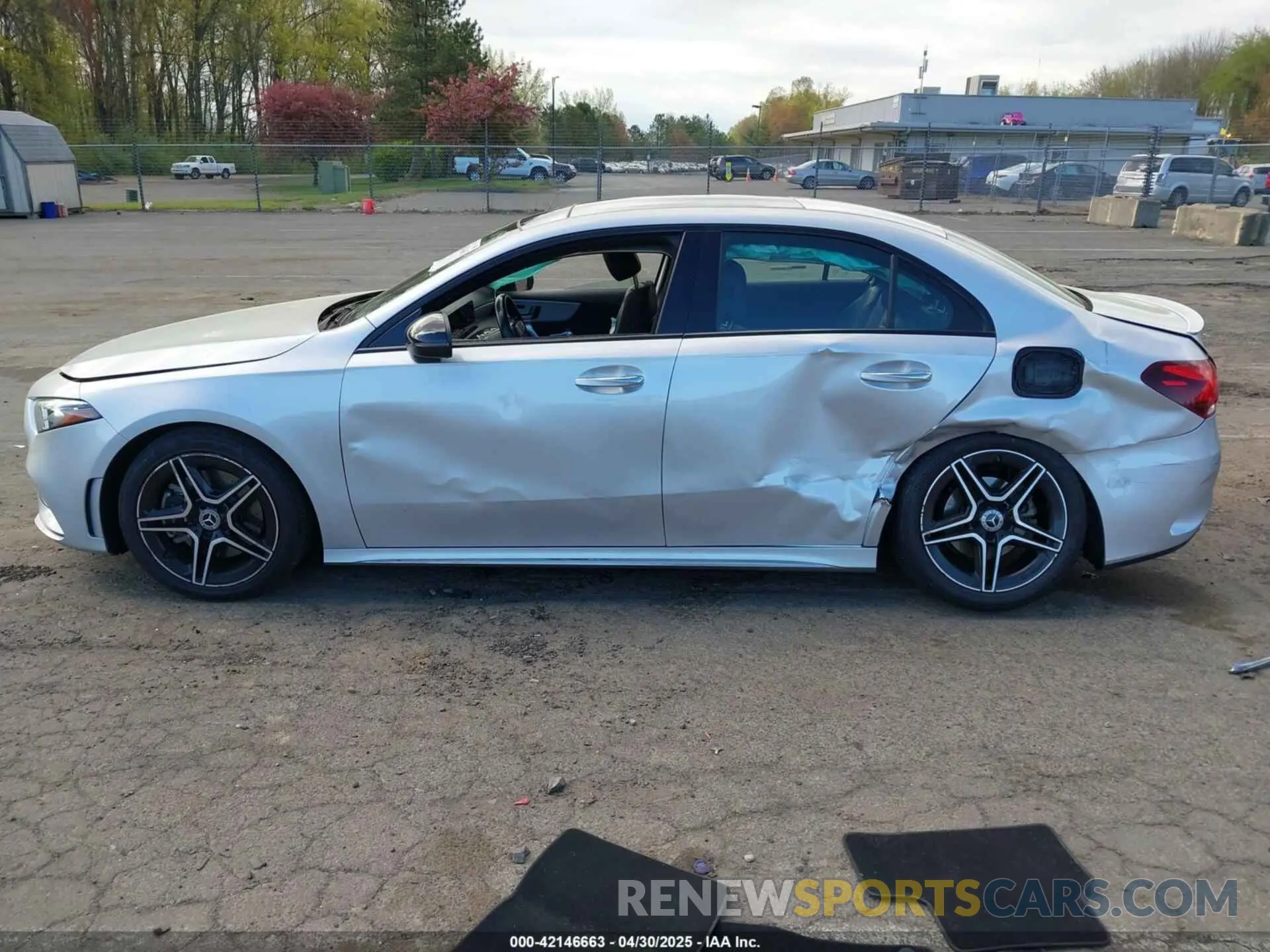 15 Photograph of a damaged car W1K3G4FB8LJ234030 MERCEDES-BENZ A 220 2020