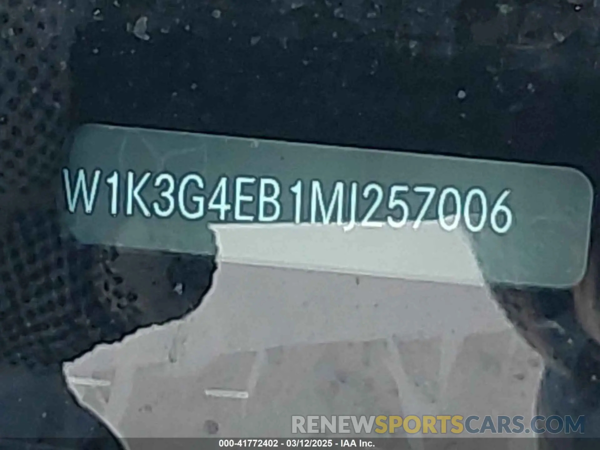 17 Photograph of a damaged car W1K3G4EB1MJ257006 MERCEDES-BENZ A 220 2021