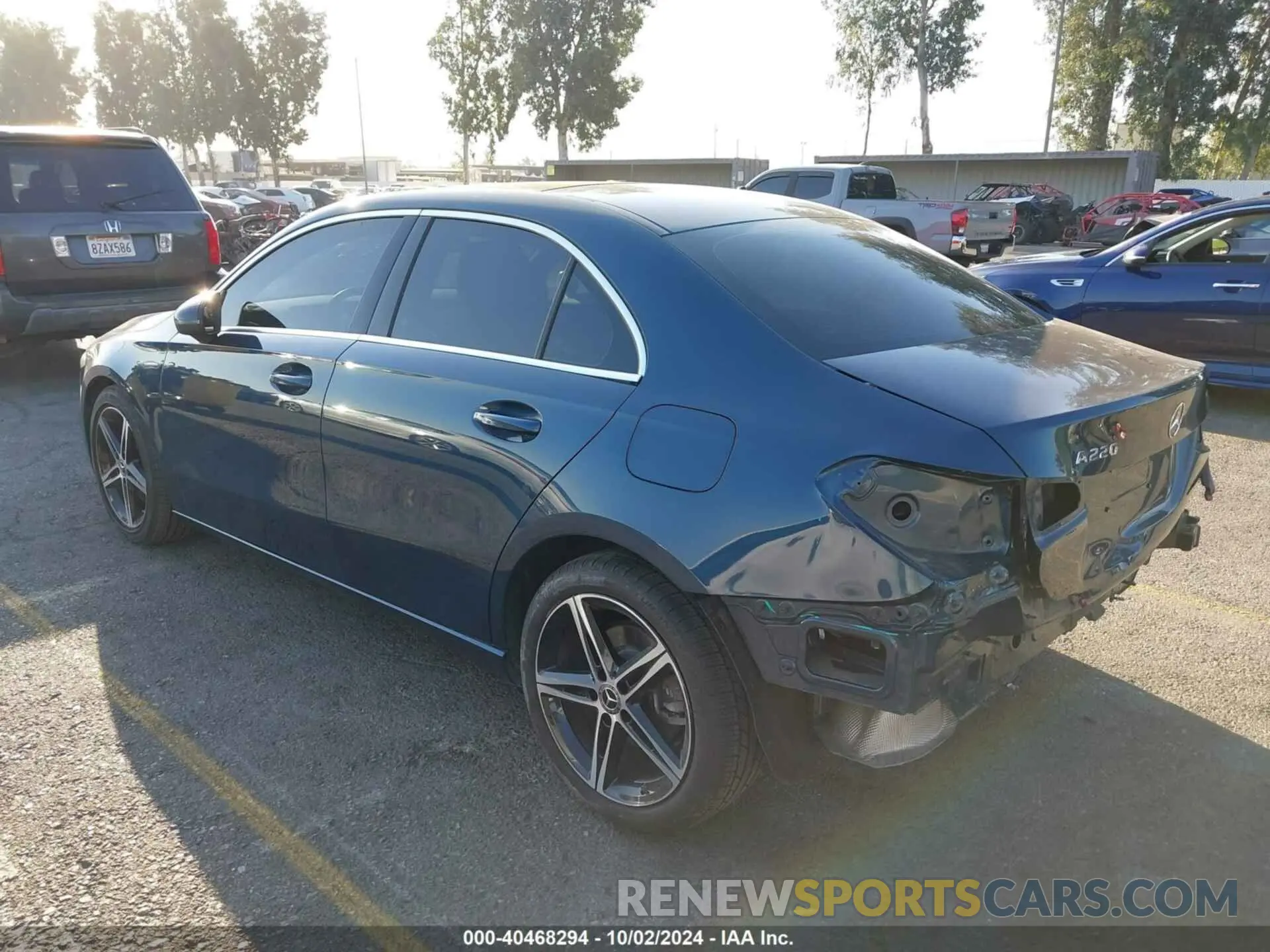 3 Photograph of a damaged car W1K3G4EB2MJ254955 MERCEDES-BENZ A 220 2021