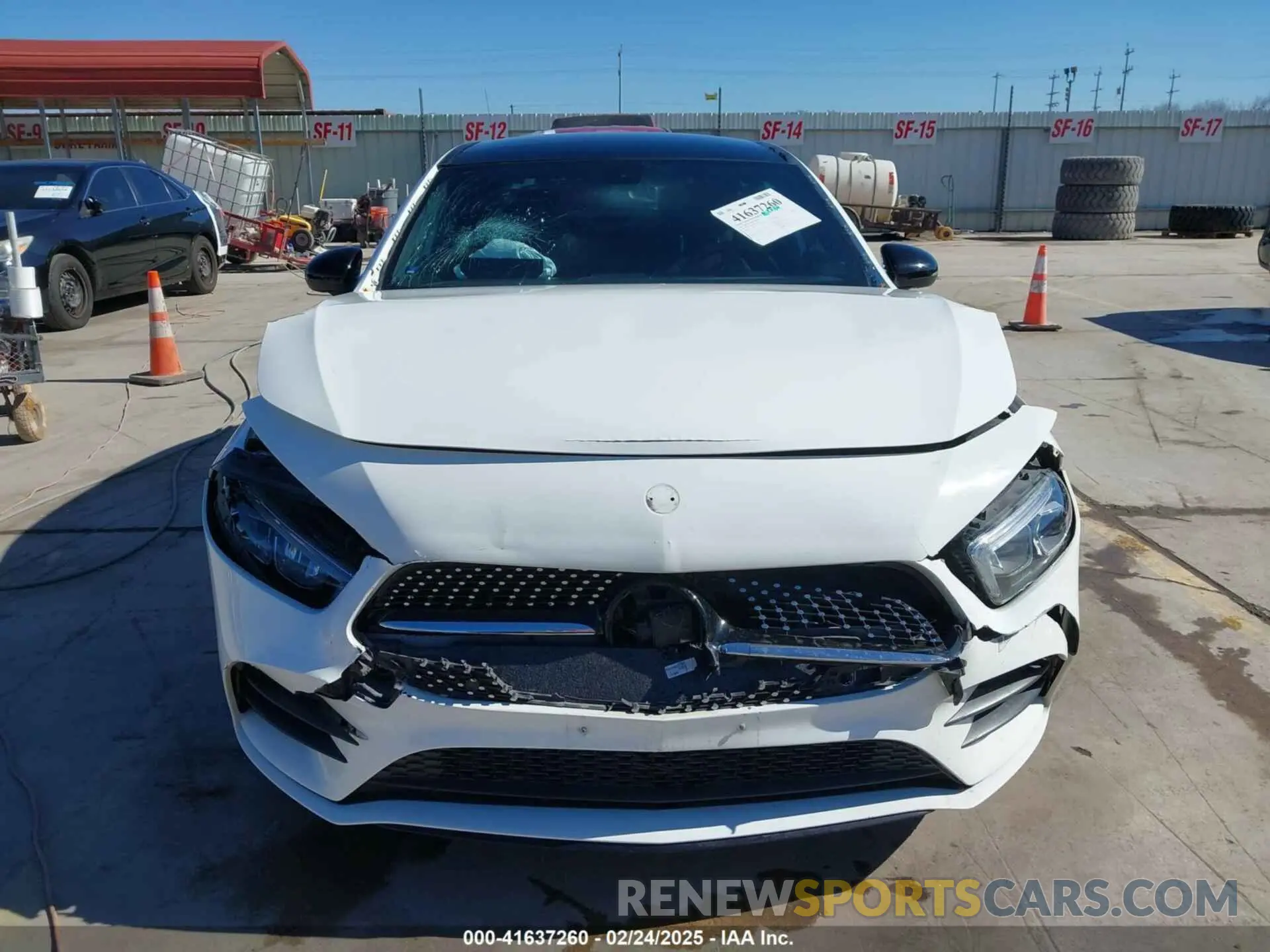 12 Photograph of a damaged car W1K3G4EB2MJ297109 MERCEDES-BENZ A 220 2021