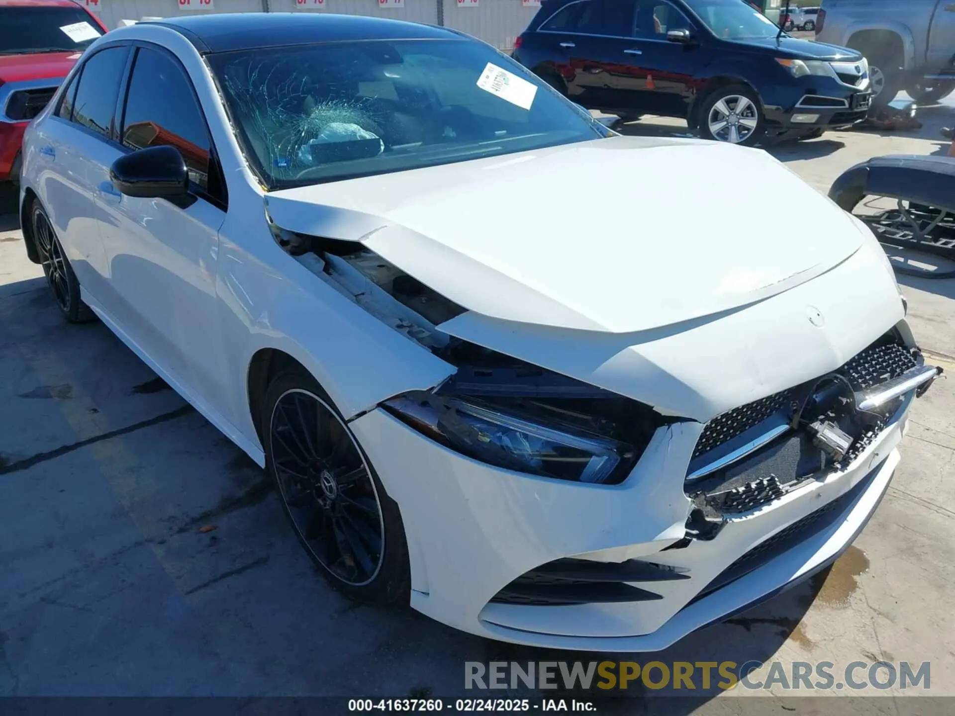 17 Photograph of a damaged car W1K3G4EB2MJ297109 MERCEDES-BENZ A 220 2021