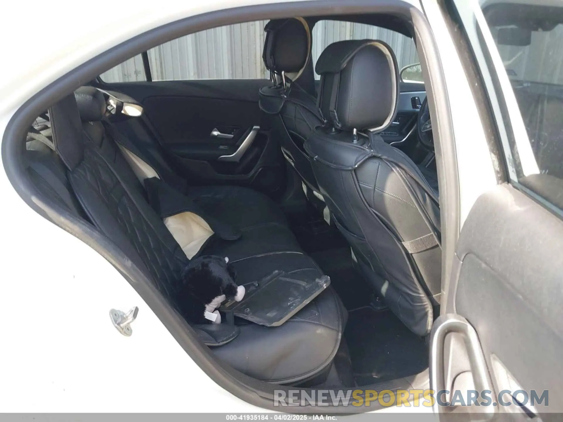 8 Photograph of a damaged car W1K3G4EB4MJ318669 MERCEDES-BENZ A 220 2021