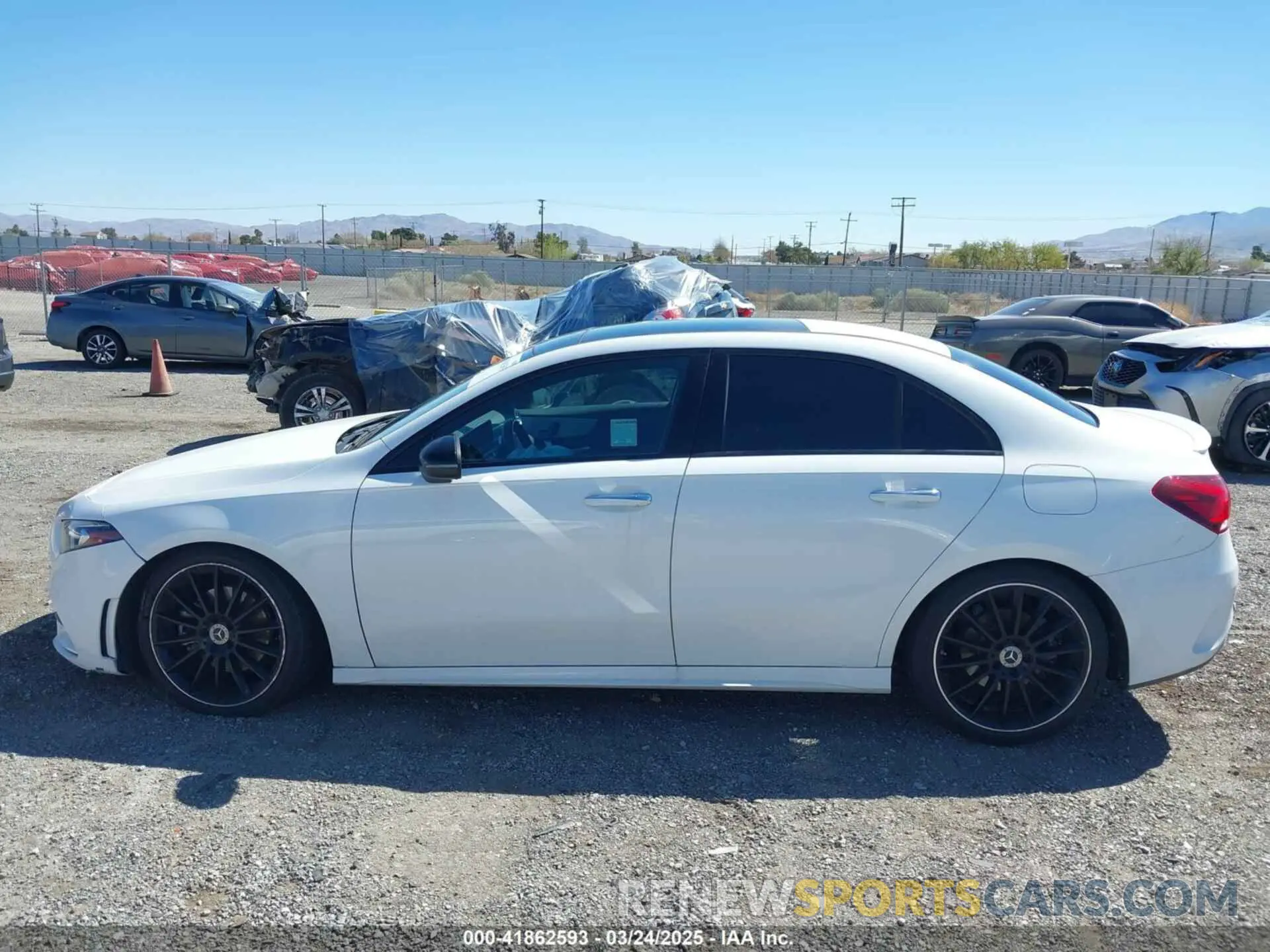 14 Photograph of a damaged car W1K3G4EB5MJ271412 MERCEDES-BENZ A 220 2021