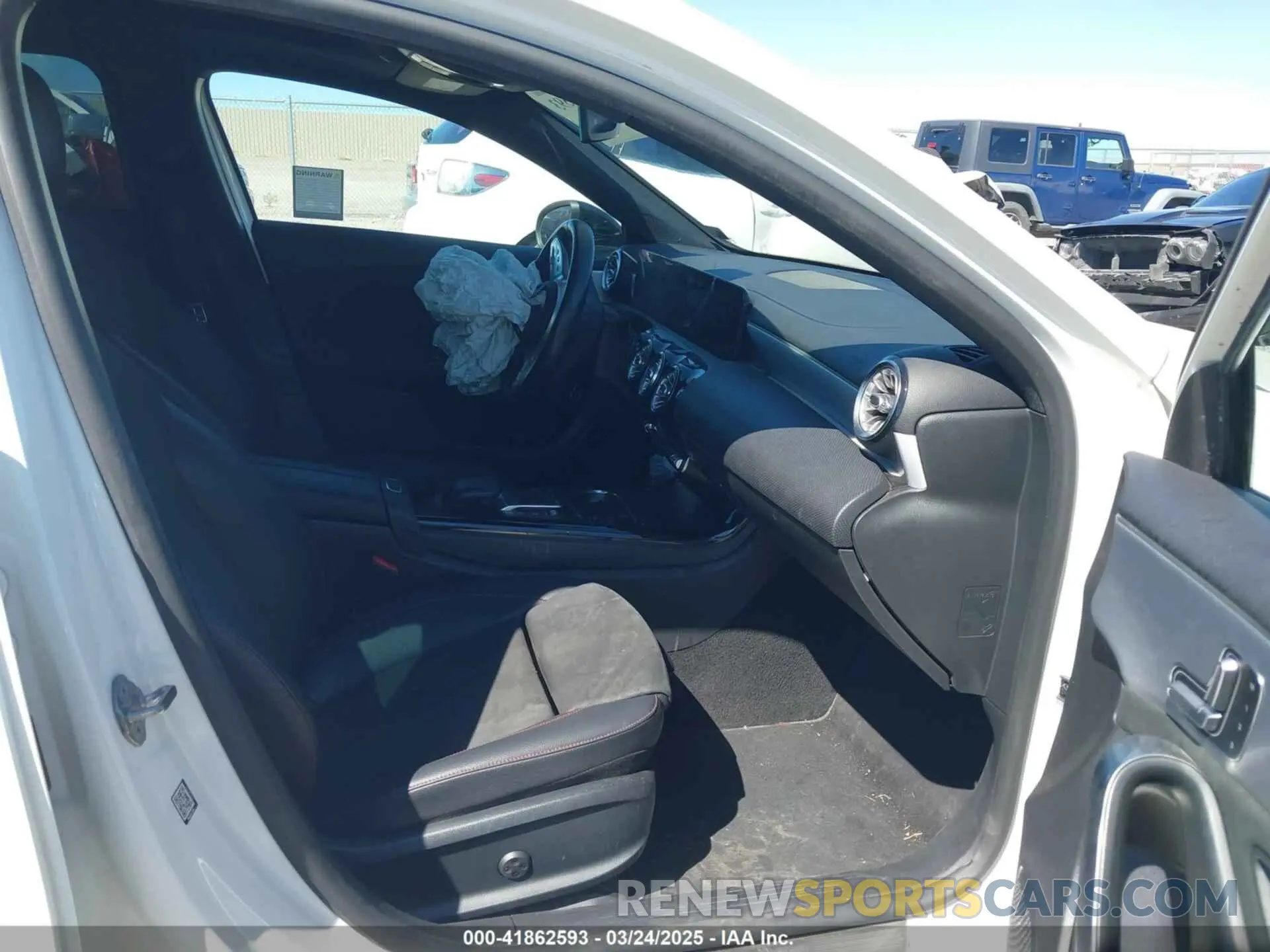 5 Photograph of a damaged car W1K3G4EB5MJ271412 MERCEDES-BENZ A 220 2021