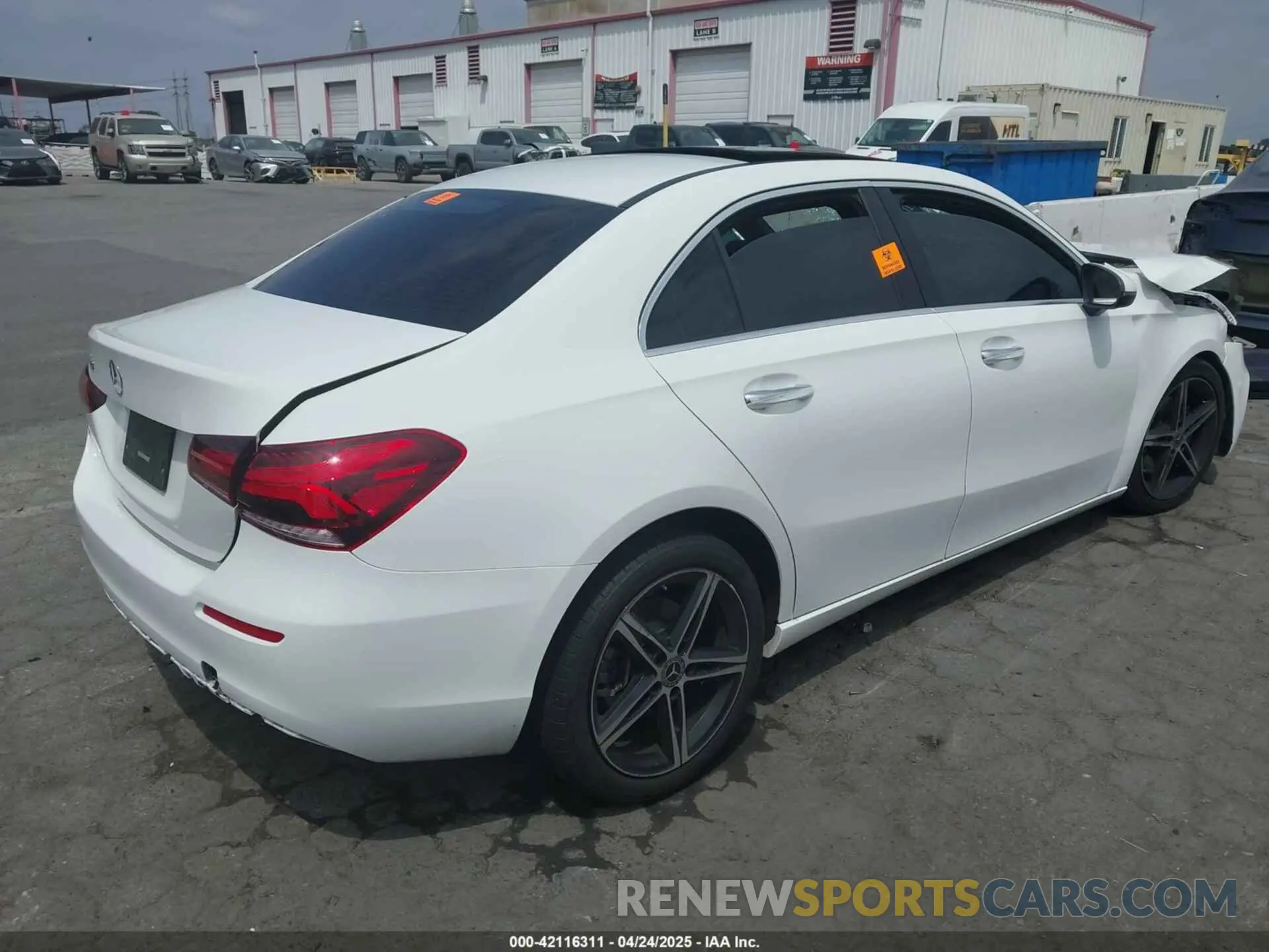 4 Photograph of a damaged car W1K3G4EB5MJ310273 MERCEDES-BENZ A 220 2021