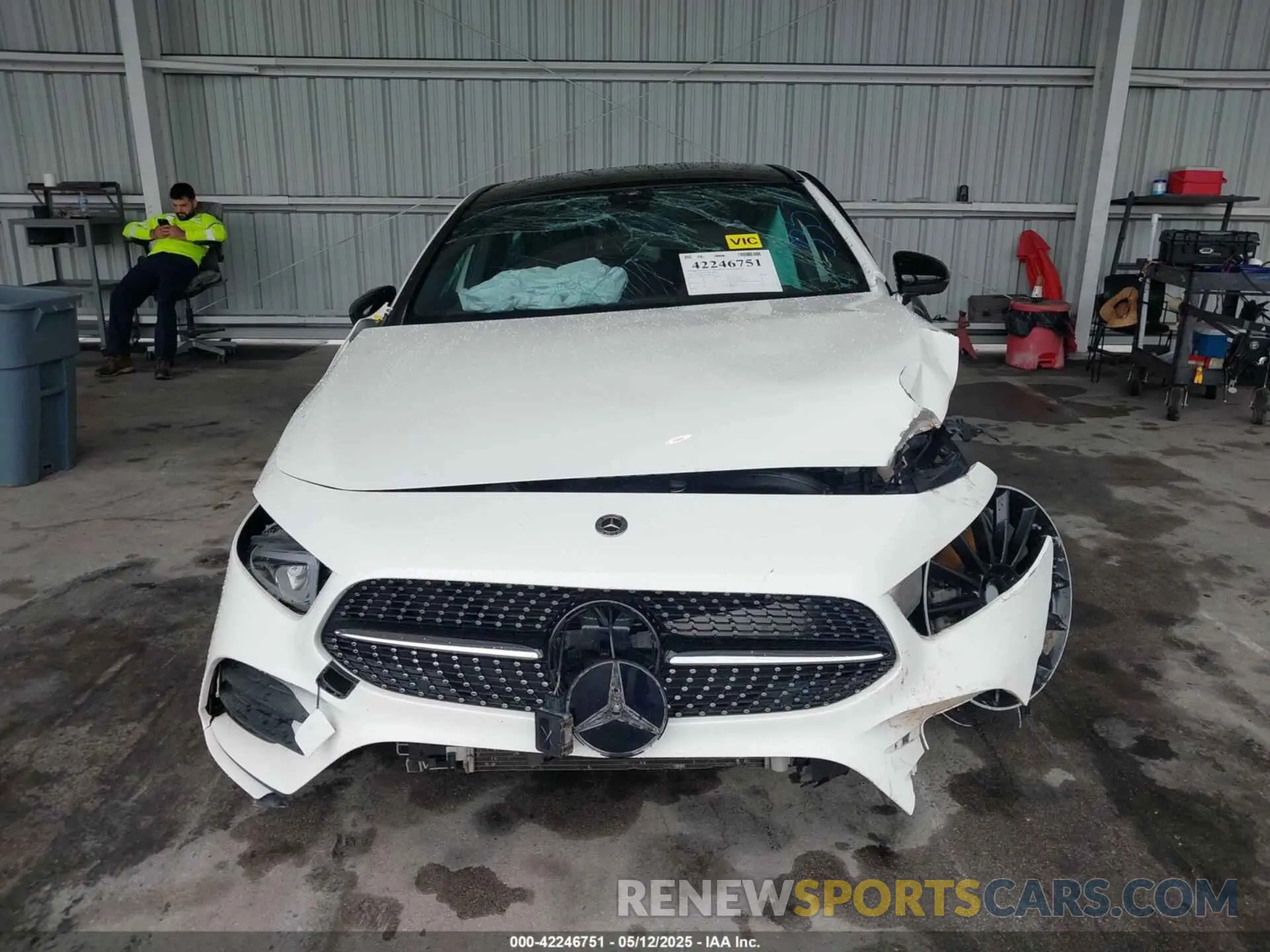12 Photograph of a damaged car W1K3G4EB6MJ264856 MERCEDES-BENZ A 220 2021