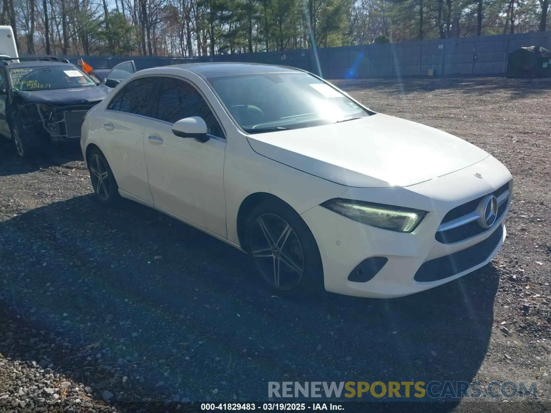 1 Photograph of a damaged car W1K3G4EB6MJ268857 MERCEDES-BENZ A 220 2021
