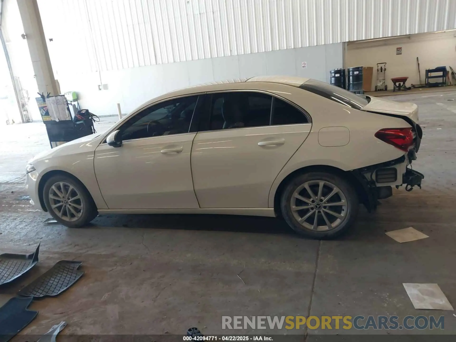 15 Photograph of a damaged car W1K3G4EB7MJ301221 MERCEDES-BENZ A 220 2021