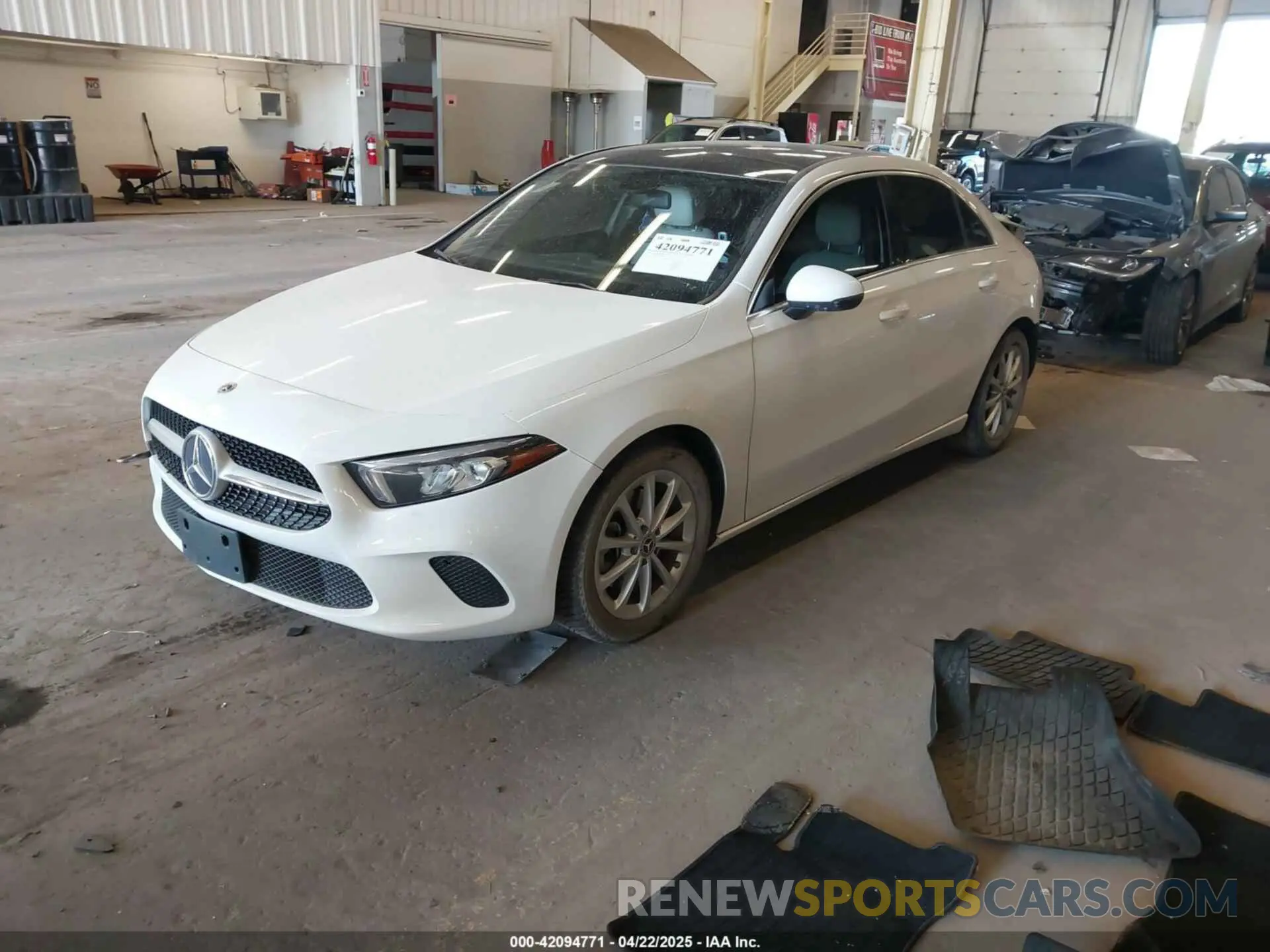 2 Photograph of a damaged car W1K3G4EB7MJ301221 MERCEDES-BENZ A 220 2021