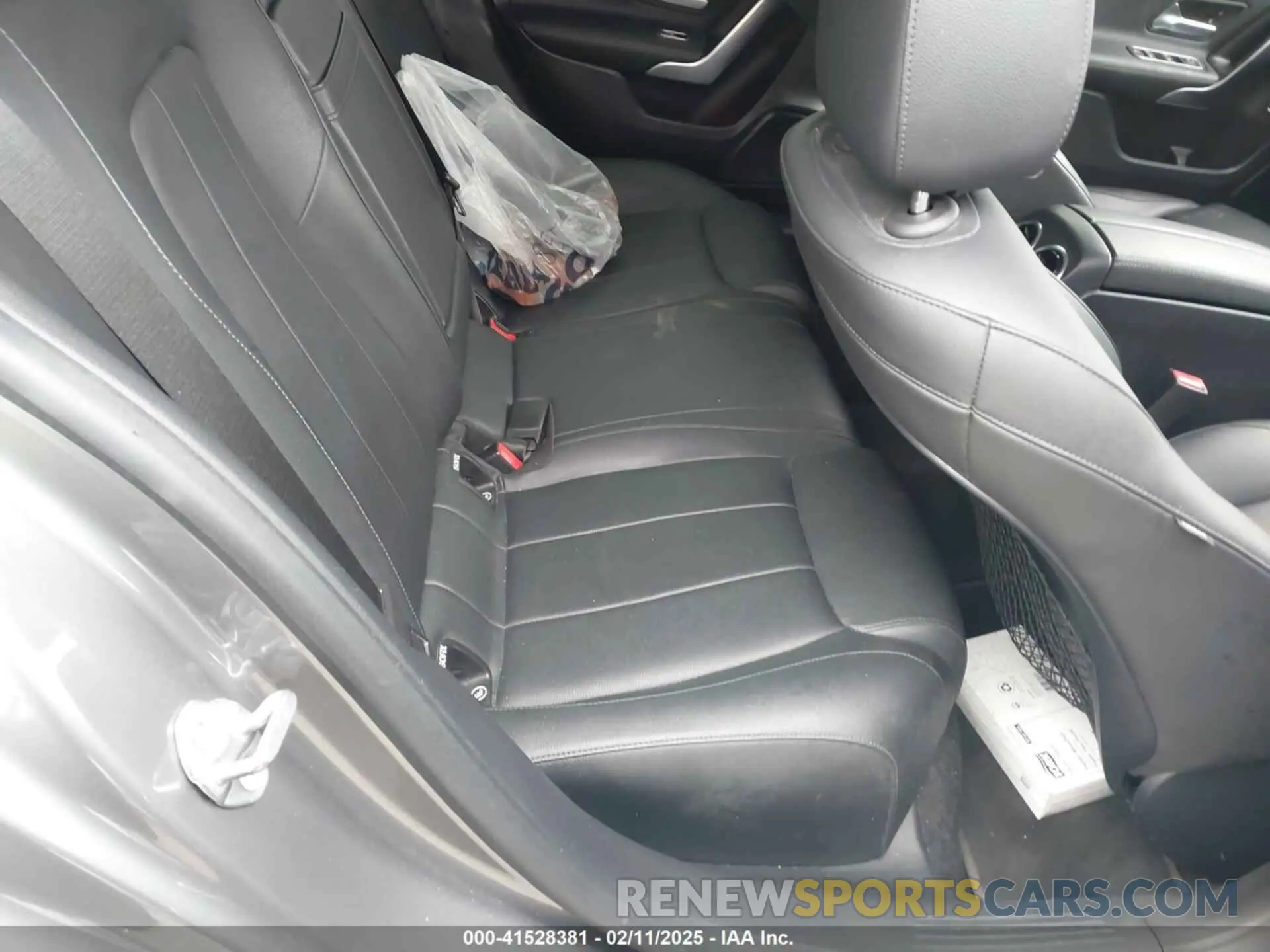 8 Photograph of a damaged car W1K3G4FB2MJ292636 MERCEDES-BENZ A 220 2021