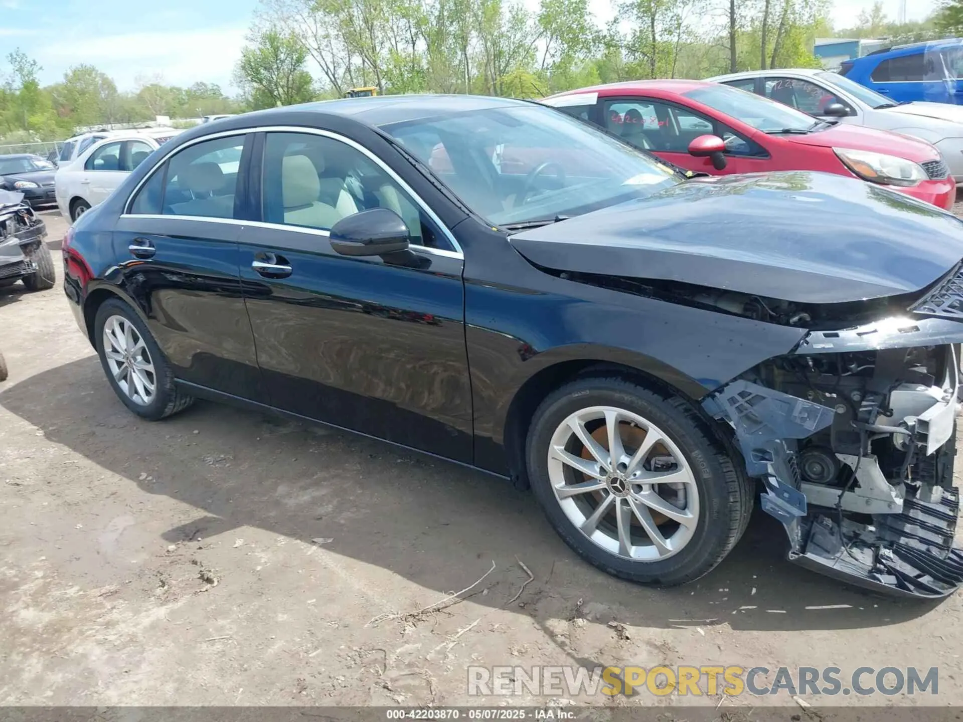 14 Photograph of a damaged car W1K3G4FB3MJ274131 MERCEDES-BENZ A 220 2021