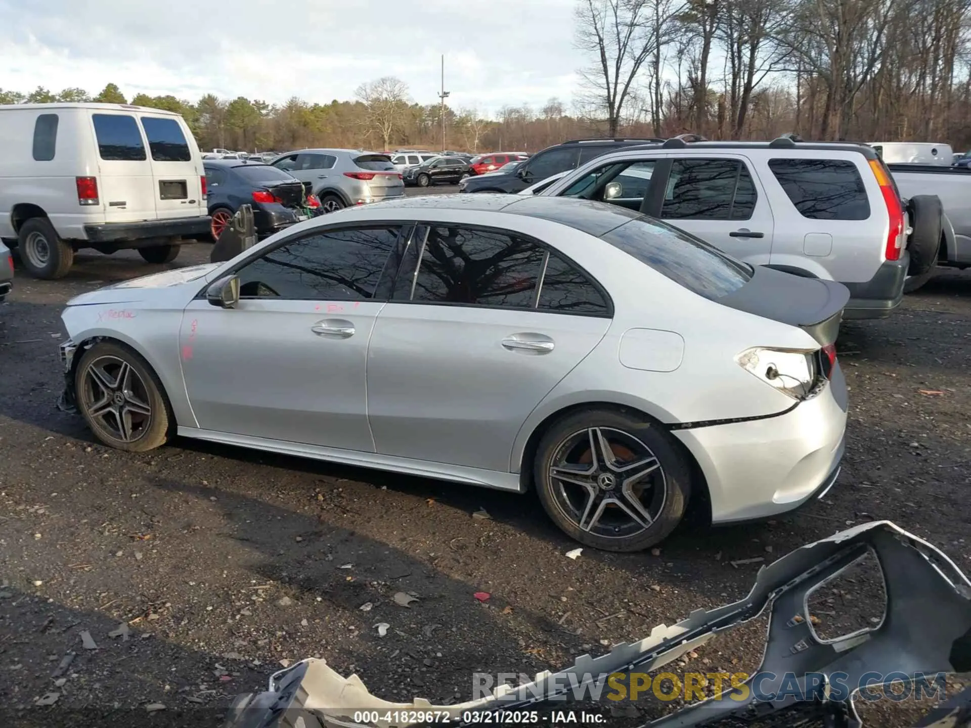 14 Photograph of a damaged car W1K3G4FBXMJ273221 MERCEDES-BENZ A 220 2021